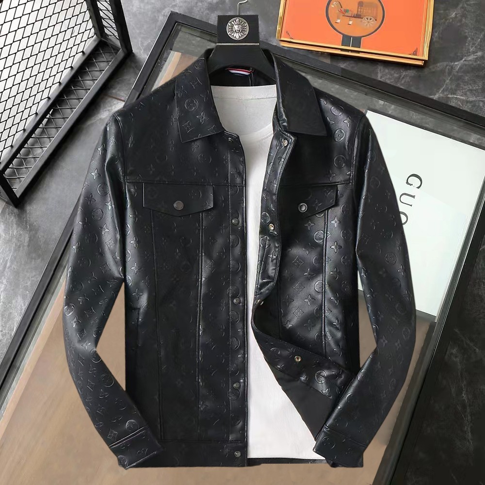 NO:758928,Hot item for spring, LV (high-end quality) new fashion casual leather jacket for early spring, imported original technical fabrics, comfortable and breathable upper body, exquisite hand-embroidered letter logo on the chest, unique design reversible style, digital positioning printing technology on the reverse, highlighting the personality of young people, original hardware accessories, extremely high-grade, handsome upper body!  M-3XL,,louis vuitton,jackets & coats,jackets & coats,leather jacket,19860909开春爆款, LV（高端品质）早春新品时尚休闲皮衣夹克外套,进口原版科技面料,上身舒适透气,胸前精致手工刺绣工艺字母logo,独特设计两面穿风格,反面数码定位印花工艺,彰显了年轻人的个性,原版五金辅料,档次极高,上身帅气十足！M-3XL,,louis vuitton,jackets & coats,jackets & coats,leather jacket,,Men's clothing