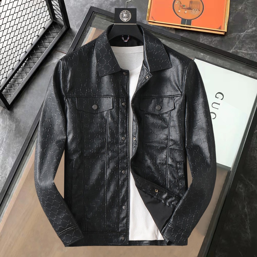 NO:595201,Hot item for autumn, Gucci (high-end quality) early autumn new fashion casual leather jacket, imported original technical fabrics, comfortable and breathable upper body, exquisite hand-embroidered letter logo on the chest, unique design reversible style, digital positioning printing technology on the reverse, highlighting the personality of young people, original hardware accessories, extremely high-grade, handsome upper body!  M-3XL,,jackets & coats,jackets & coats,leather jacket,alexander wang19860909开秋爆款, 古奇（高端品质）早秋新品时尚休闲皮衣夹克外套,进口原版科技面料,上身舒适透气,胸前精致手工刺绣工艺字母logo,独特设计两面穿风格,反面数码定位印花工艺,彰显了年轻人的个性,原版五金辅料,档次极高,上身帅气十足！M-3XL,,jackets & coats,jackets & coats,leather jacket,alexander wang,Men's clothing
