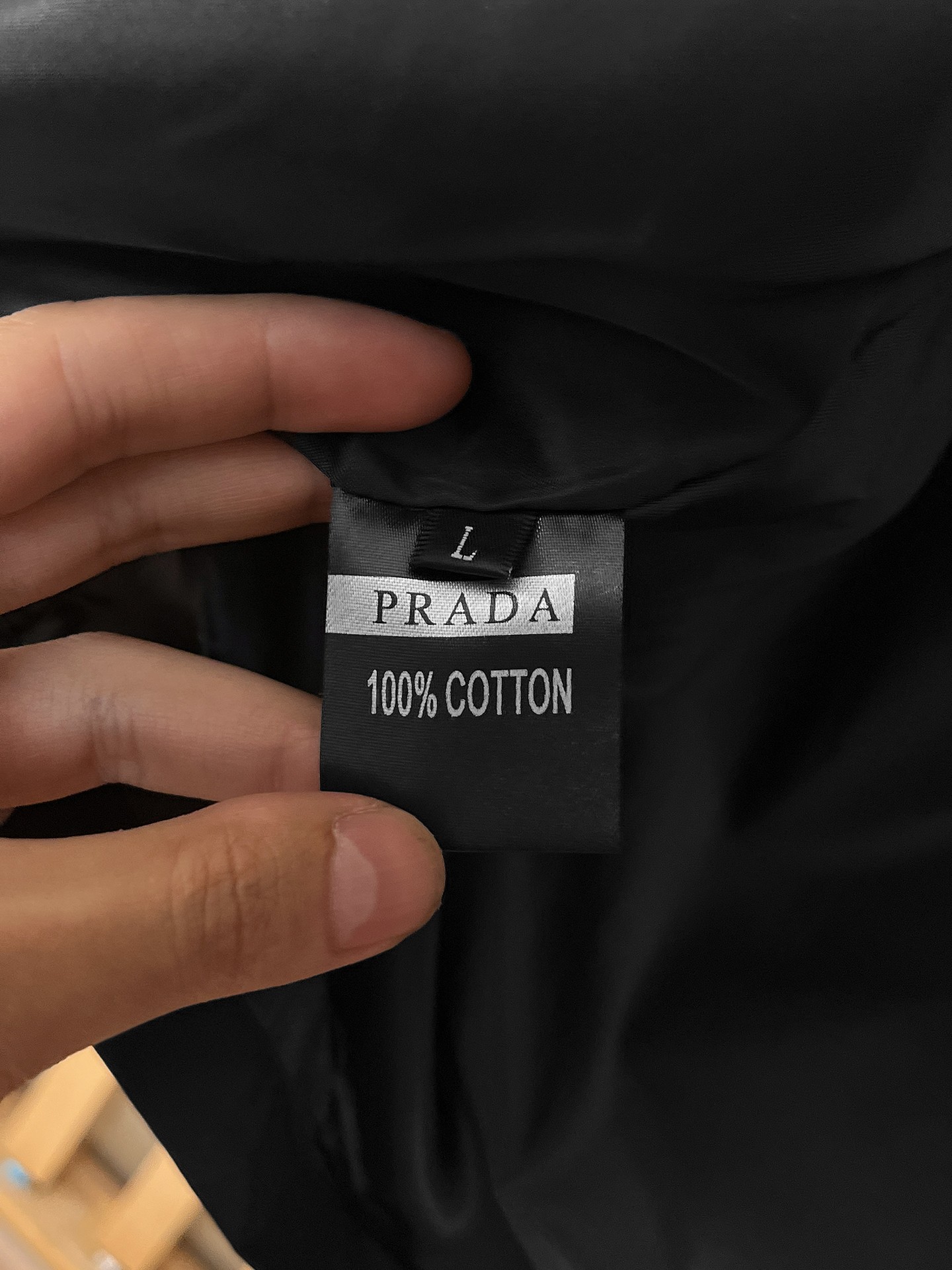 🌟🌟Prada、2025新款男士休闲定制夹克外套。穿上简约干练的休闲外套，瞬间重回时髦霸气，又是活力满满