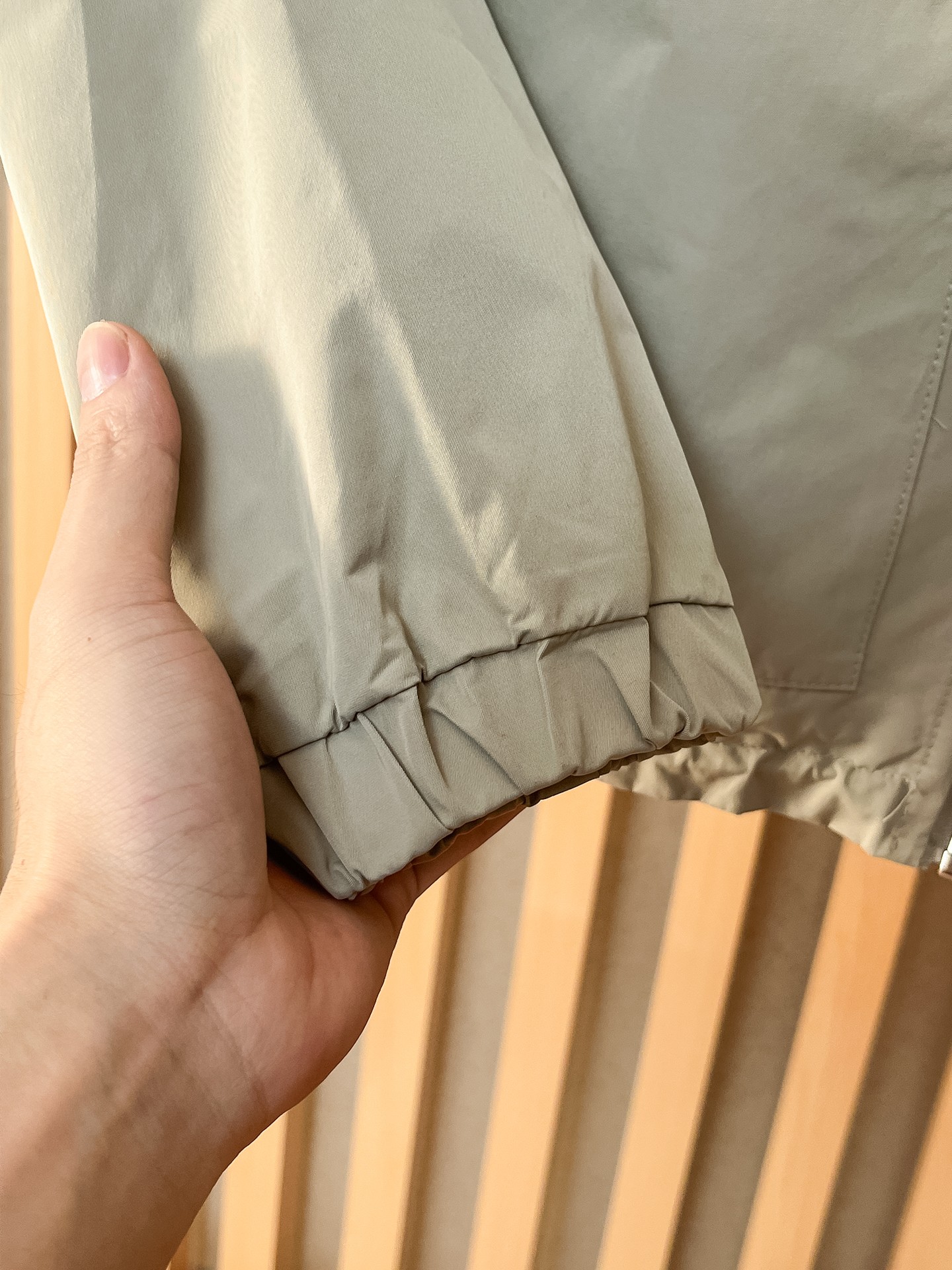 🌟🌟Prada、2025新款男士休闲定制夹克外套。穿上简约干练的休闲外套，瞬间重回时髦霸气，又是活力满满