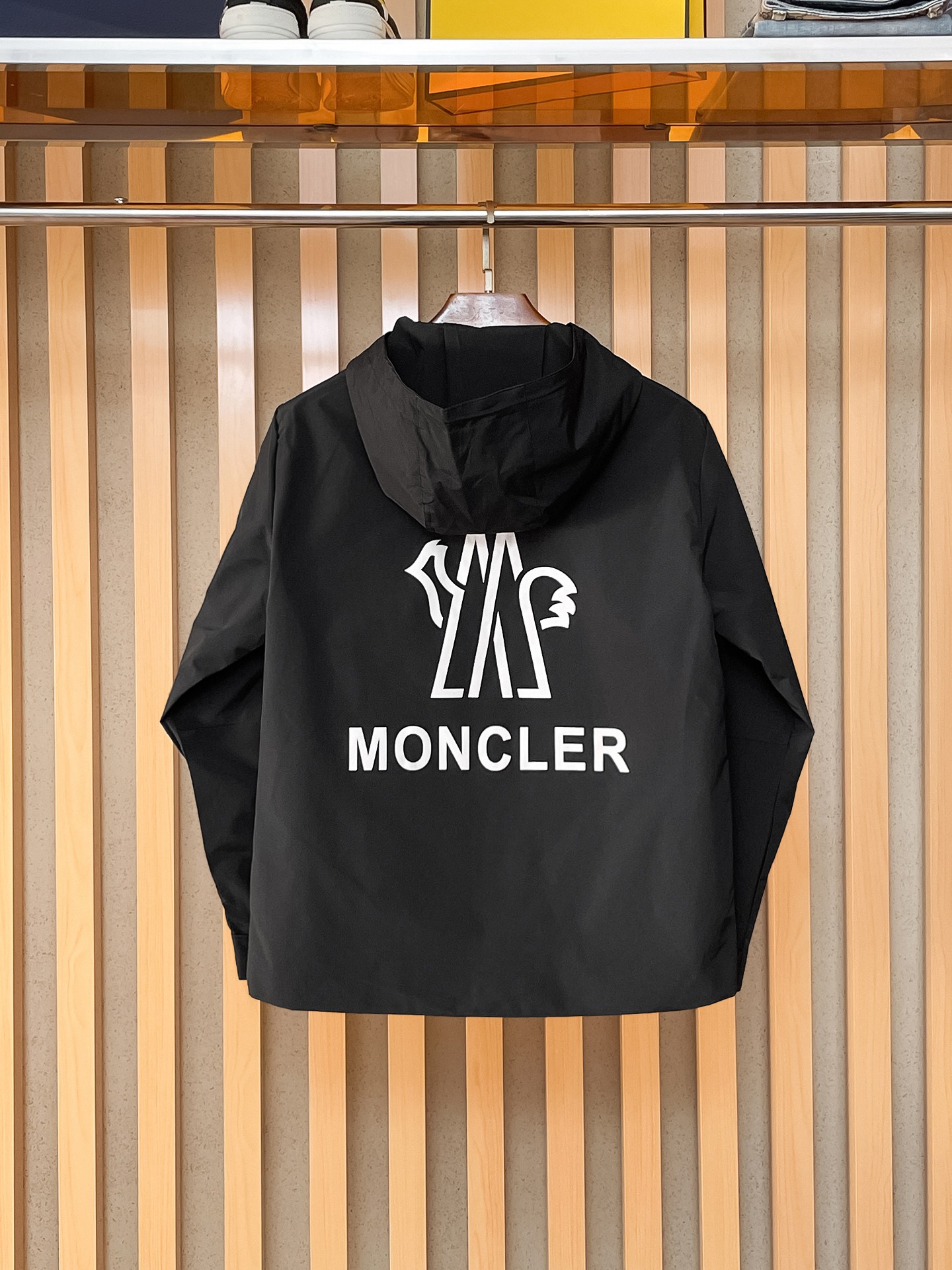 🌟🌟蒙口、2025新款男士休闲定制夹克外套。穿上简约干练的休闲外套，瞬间重回时髦霸气，又是活力满满的状态