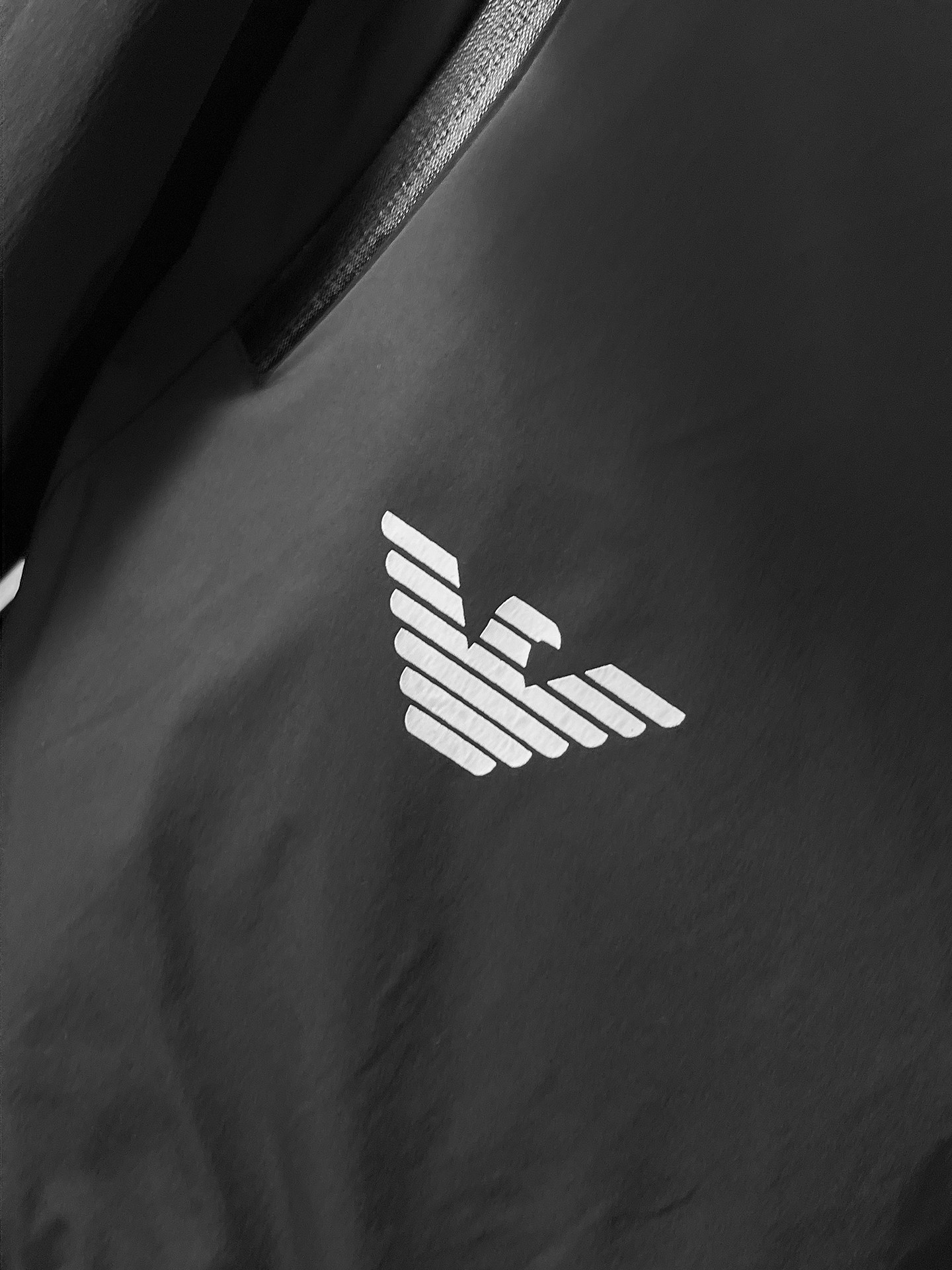 🌟🌟阿玛尼、2025新款男士休闲定制夹克外套。穿上简约干练的休闲外套，瞬间重回时髦霸气，又是活力满满的状