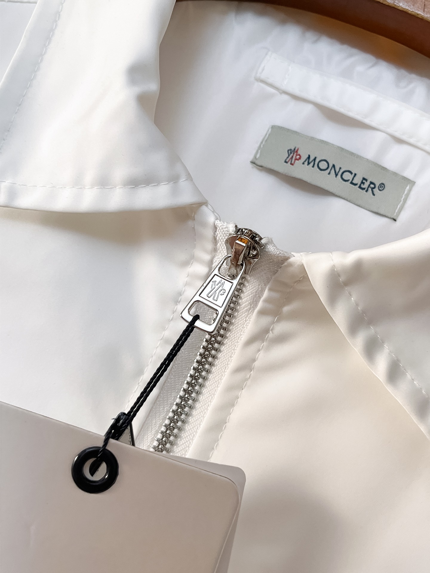 🌟🌟蒙口、2025新款男士休闲定制夹克外套。穿上简约干练的休闲外套，瞬间重回时髦霸气，又是活力满满的状态