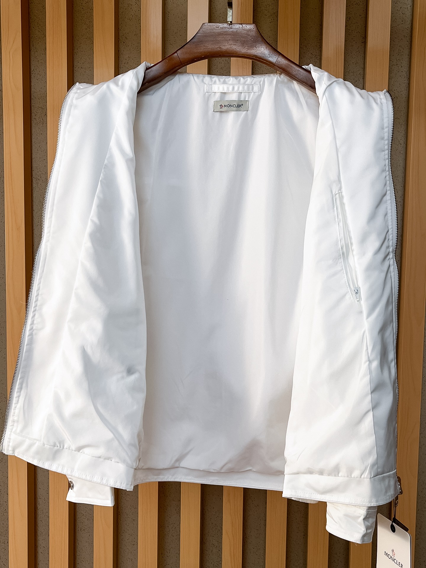 🌟🌟蒙口、2025新款男士休闲定制夹克外套。穿上简约干练的休闲外套，瞬间重回时髦霸气，又是活力满满的状态