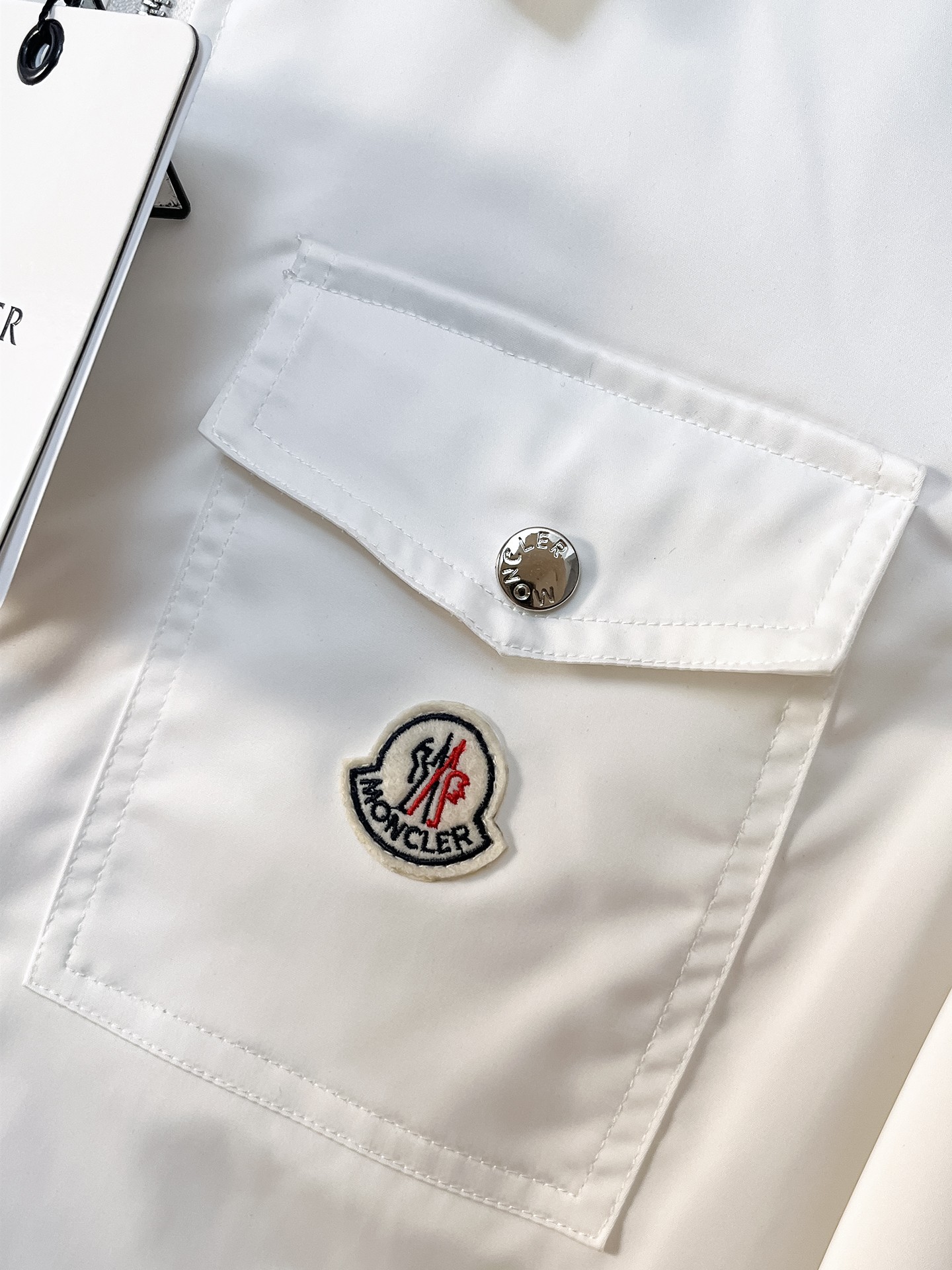 🌟🌟蒙口、2025新款男士休闲定制夹克外套。穿上简约干练的休闲外套，瞬间重回时髦霸气，又是活力满满的状态