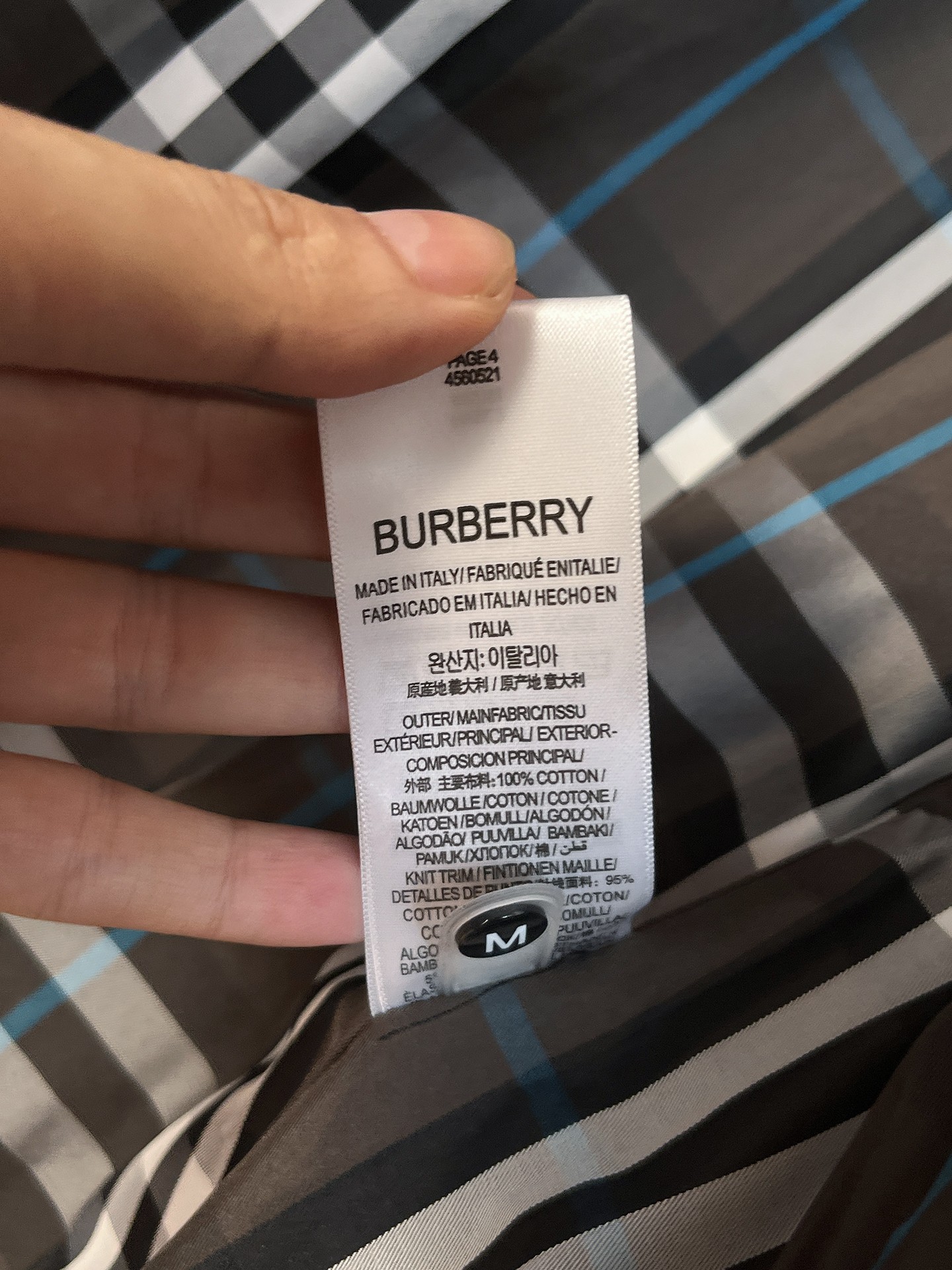 🌟🌟巴宝莉、2025新款男士休闲定制夹克外套。穿上简约干练的休闲外套，瞬间重回时髦霸气，又是活力满满的状