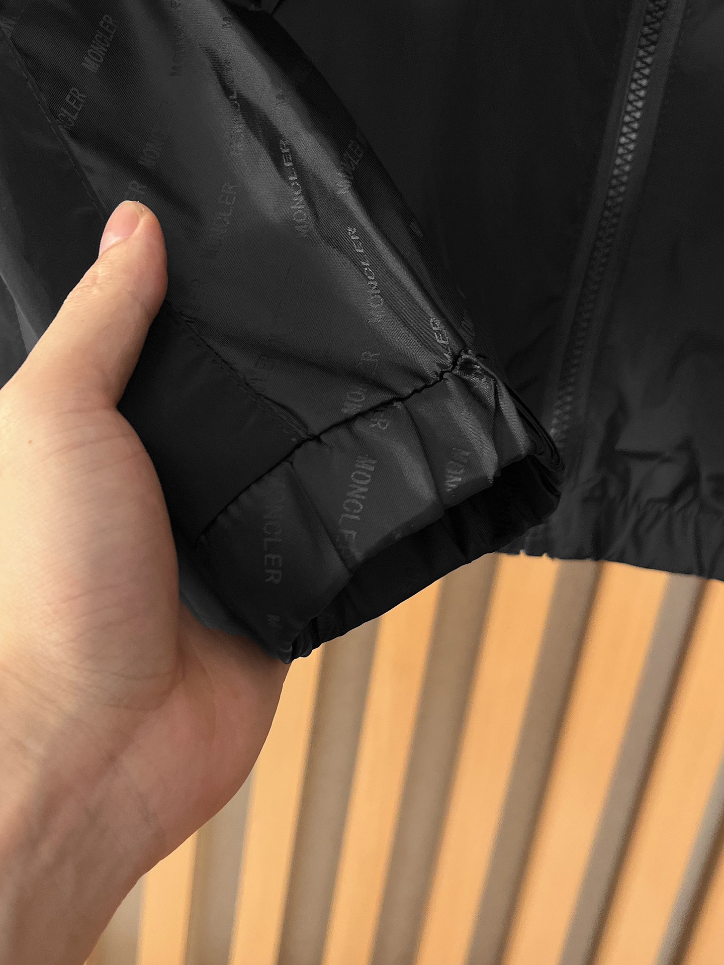 🌟🌟蒙口、2025新款男士休闲定制夹克外套。穿上简约干练的休闲外套，瞬间重回时髦霸气，又是活力满满的状态