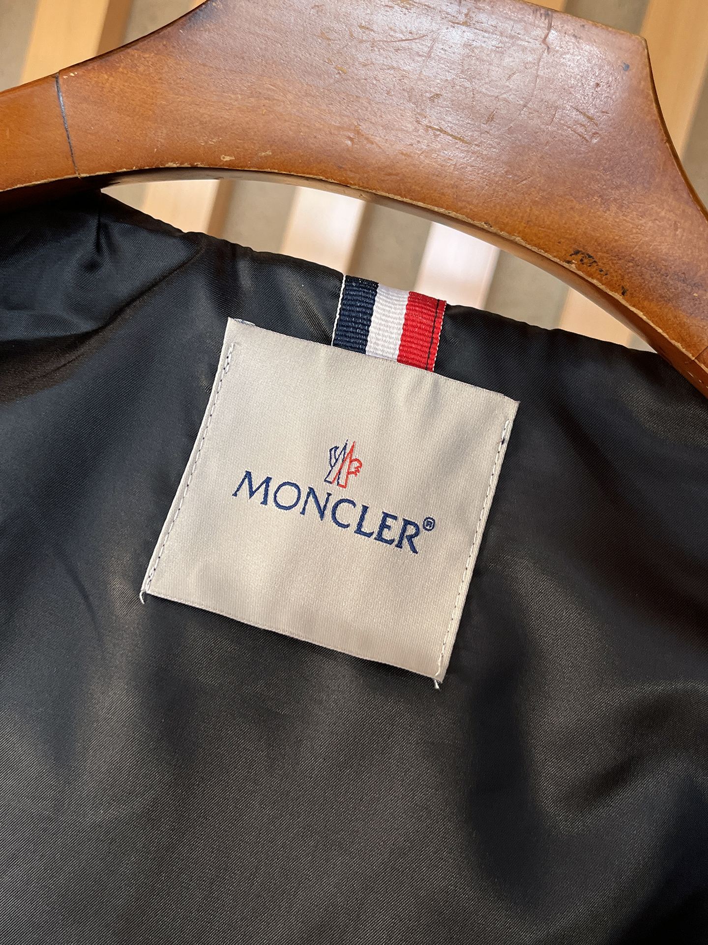 🌟🌟蒙口、2025新款男士休闲定制夹克外套。穿上简约干练的休闲外套，瞬间重回时髦霸气，又是活力满满的状态