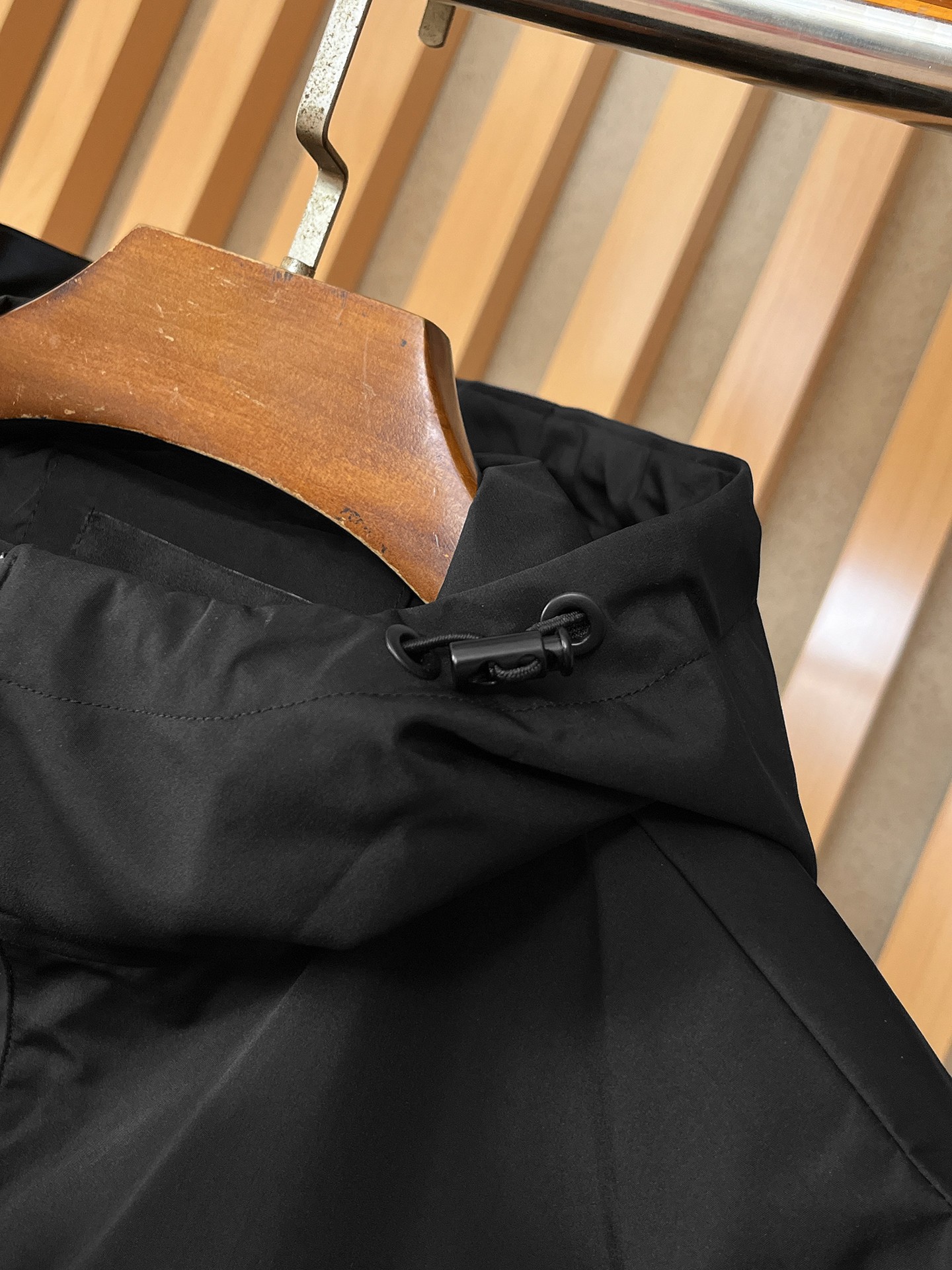 🌟🌟始祖鸟、2025新款男士休闲定制夹克外套。穿上简约干练的休闲外套，瞬间重回时髦霸气，又是活力满满的状