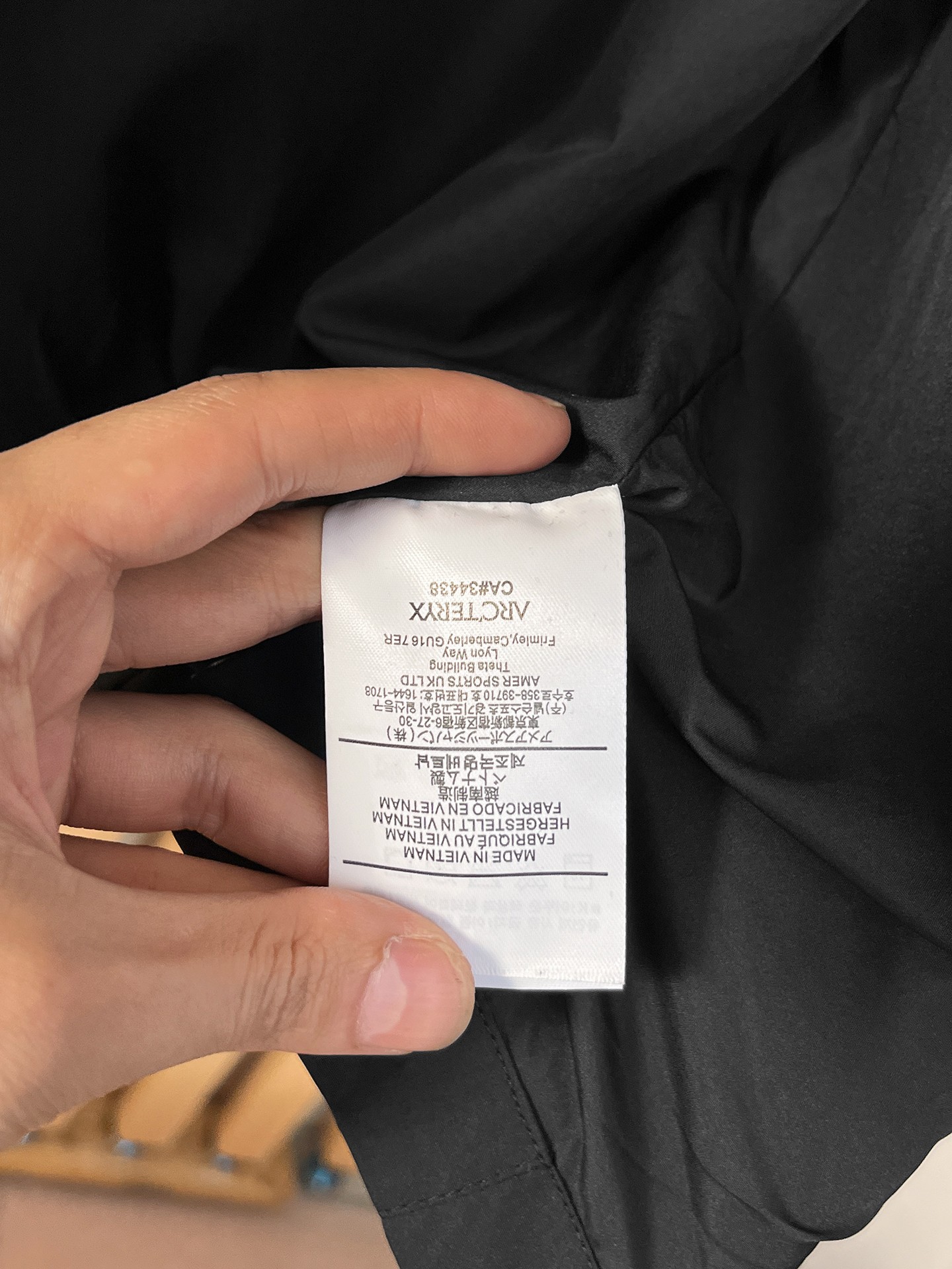 🌟🌟始祖鸟、2025新款男士休闲定制夹克外套。穿上简约干练的休闲外套，瞬间重回时髦霸气，又是活力满满的状