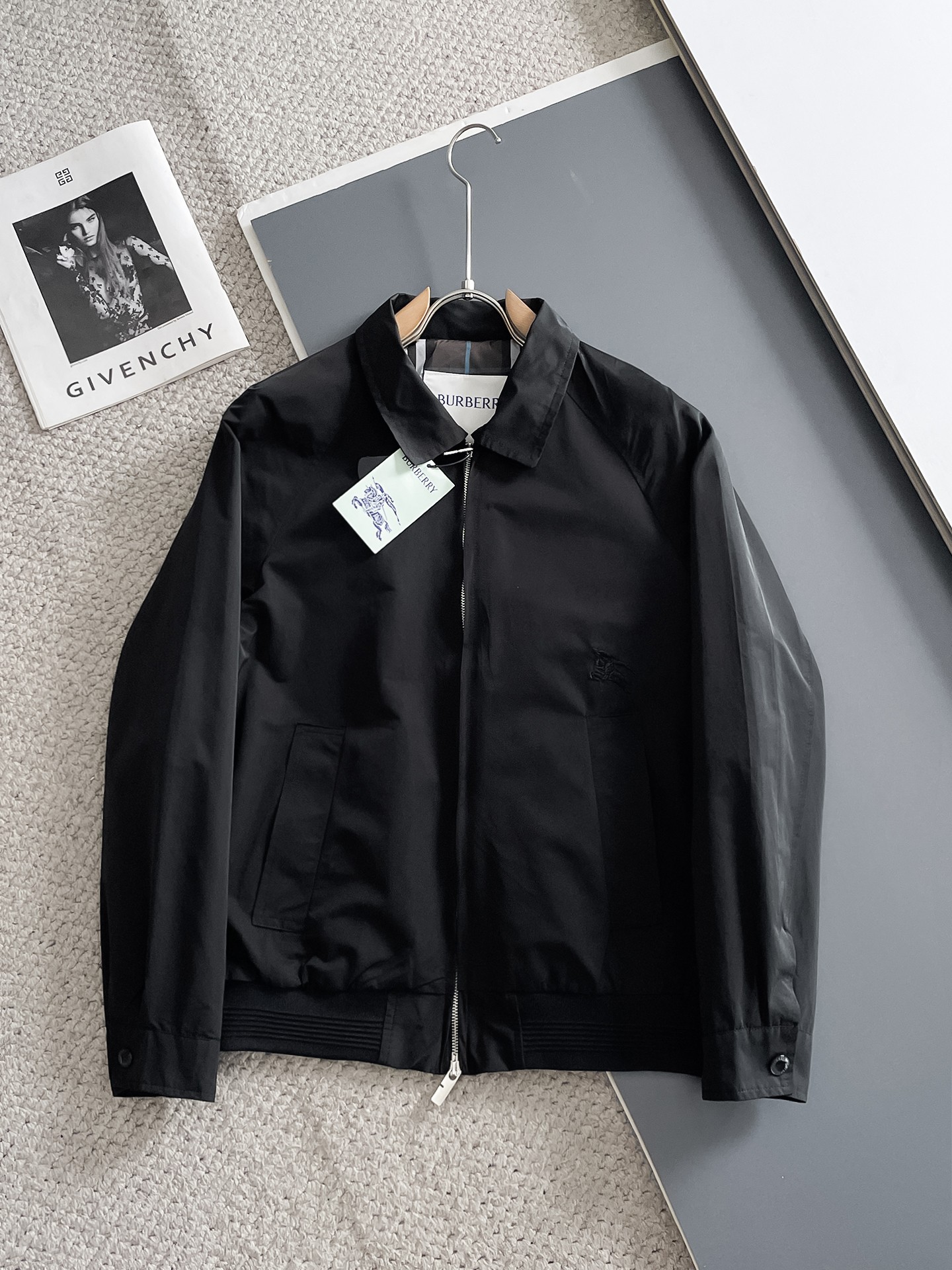 Burberry 巴宝莉 提前发售 2026ss开春新款男士夹克外套 三标齐全高端版本 带隐藏帽