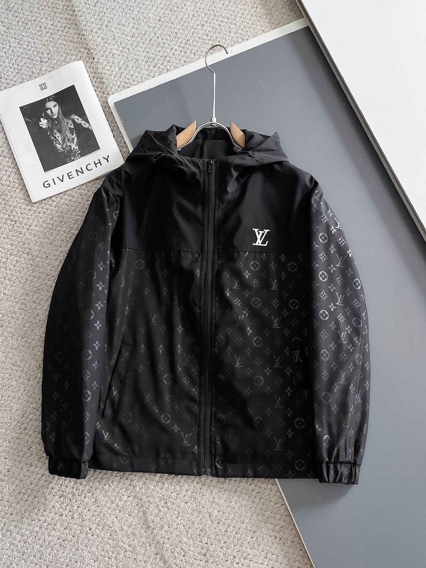 Louis Vuitton LV 提前发售 2026ss开春新款男士夹克外套 三标齐全高端版本 带隐藏帽