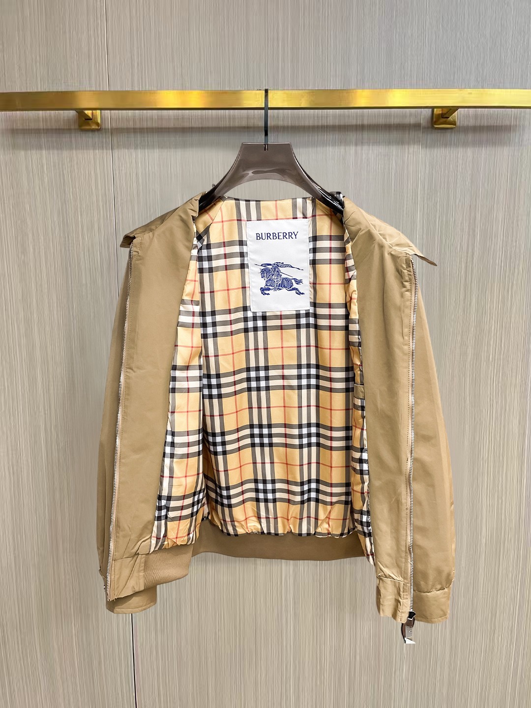 Burberry 巴宝莉 提前发售 2026ss开春新款男士夹克外套 三标齐全高端版本