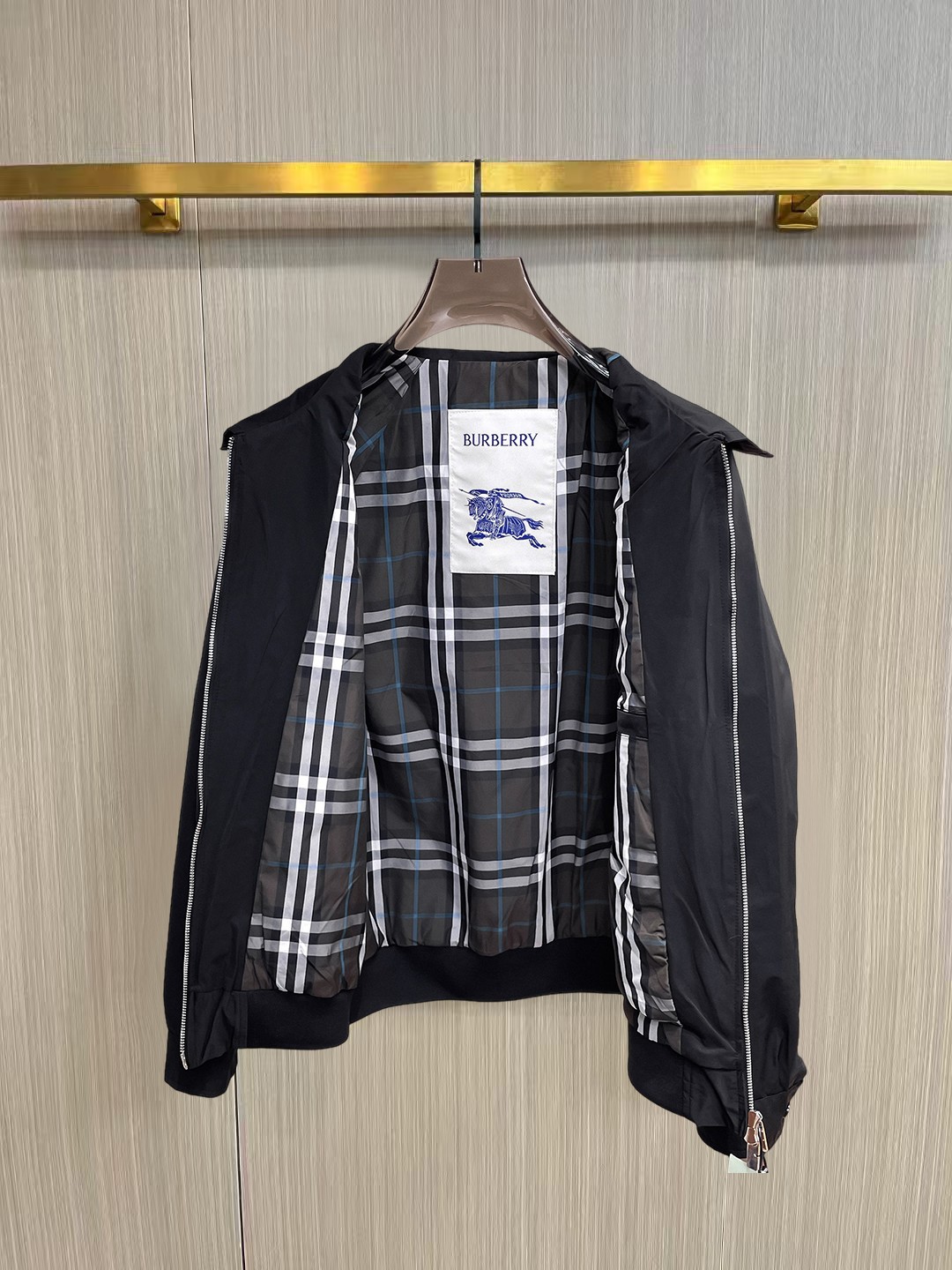 Burberry 巴宝莉 提前发售 2026ss开春新款男士夹克外套 三标齐全高端版本