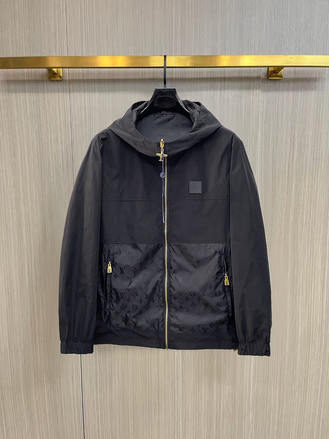 Louis Vuitton LV 提前发售 2026ss开春新款男士双面穿夹克外套 三标齐全高端版本