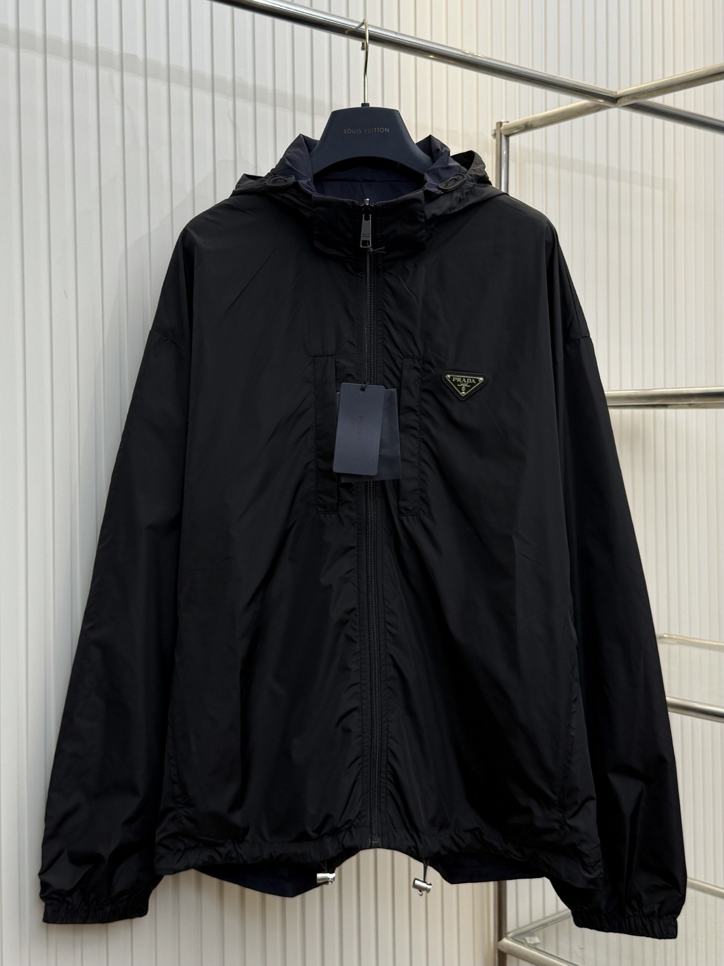 NO:936868,PRA Prada regenerated nylon reversible jacket sizeM~3XL,,prada,prada,jackets & coats,jackets & coats,19860909PRA 普拉达 再生尼龙双面穿夹克外套 sizeM~3XL,,prada,prada,jackets & coats,jackets & coats,,Men's clothing