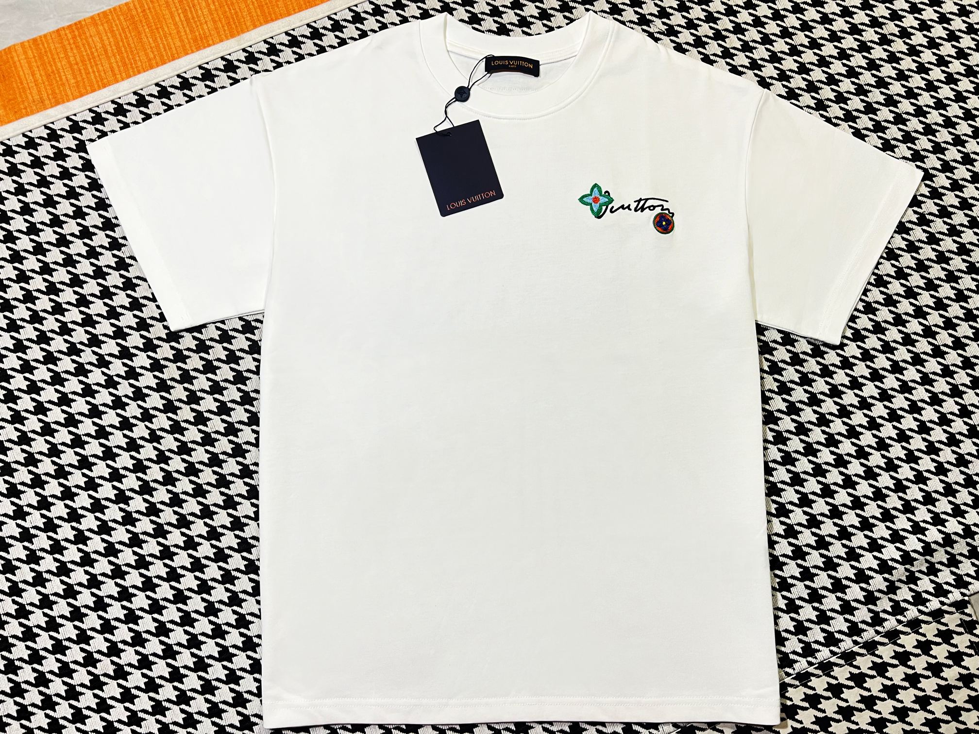 LV Louis Vuitton 2023 Summer Embroidered Circles: Exclusive, High-Quality, Customized Apparel