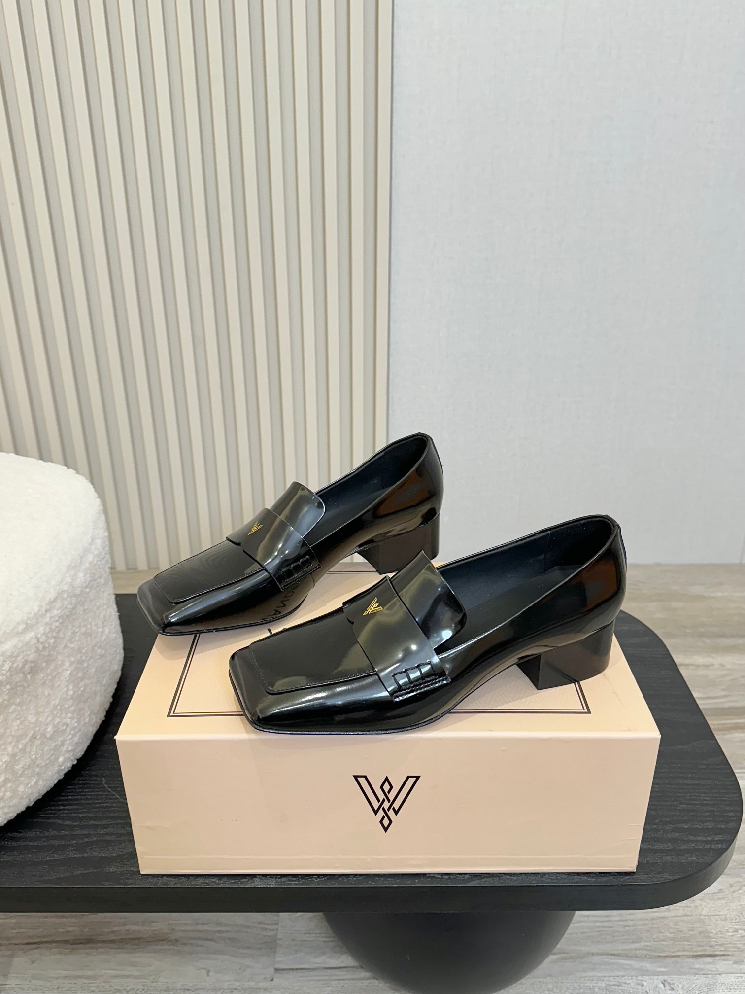 Vanda Novak Heel Design Glasses: Italian Brands, High-Sense Shoe Series, Premium Quality. - 图片 2