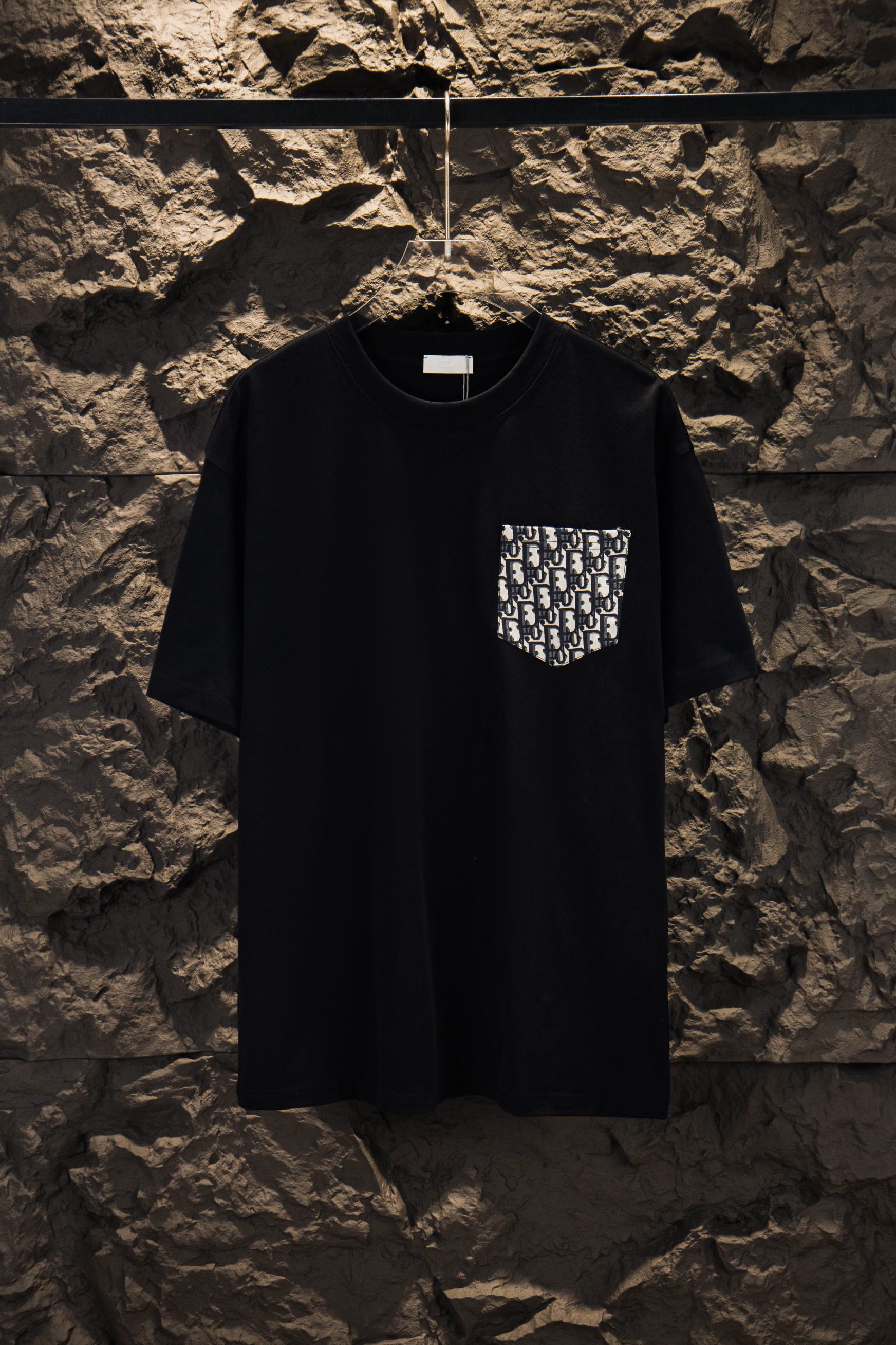 606 P85 DIOR/Dior Camiseta de manga corta con cuello redondo de 260 g de alta calidad Marca simplicidad clásica Bolsill…
