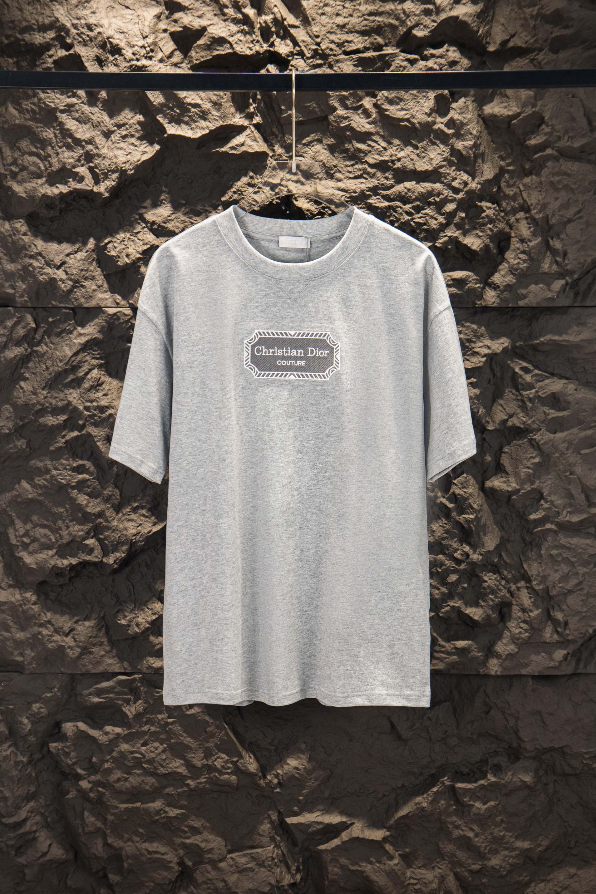 607 P85 DIOR/Dior Camiseta de manga corta con cuello redondo de 260 g de alta calidad Marca clásica y simple Letras bor…
