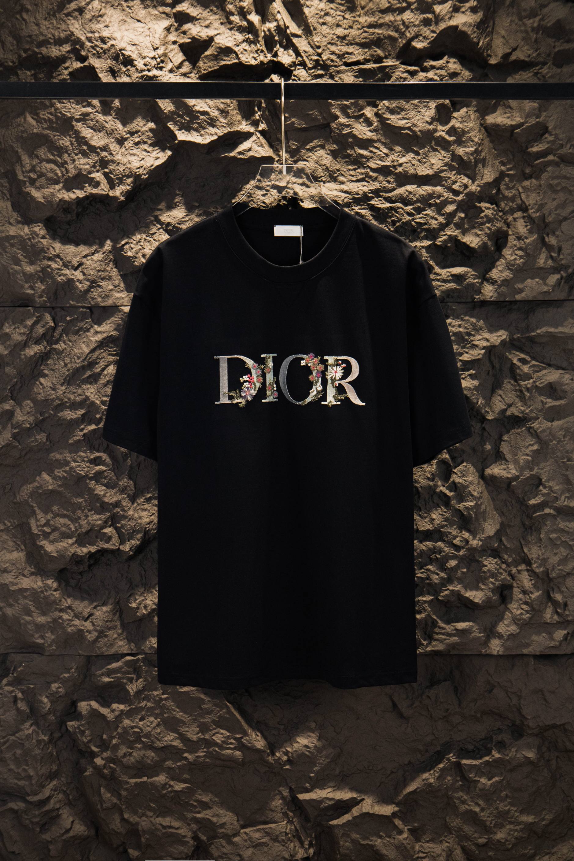 608 P85 DIOR/Dior Camiseta de manga corta con cuello redondo de 260 g de alta calidad Marca clásica y simple Logotipo d…