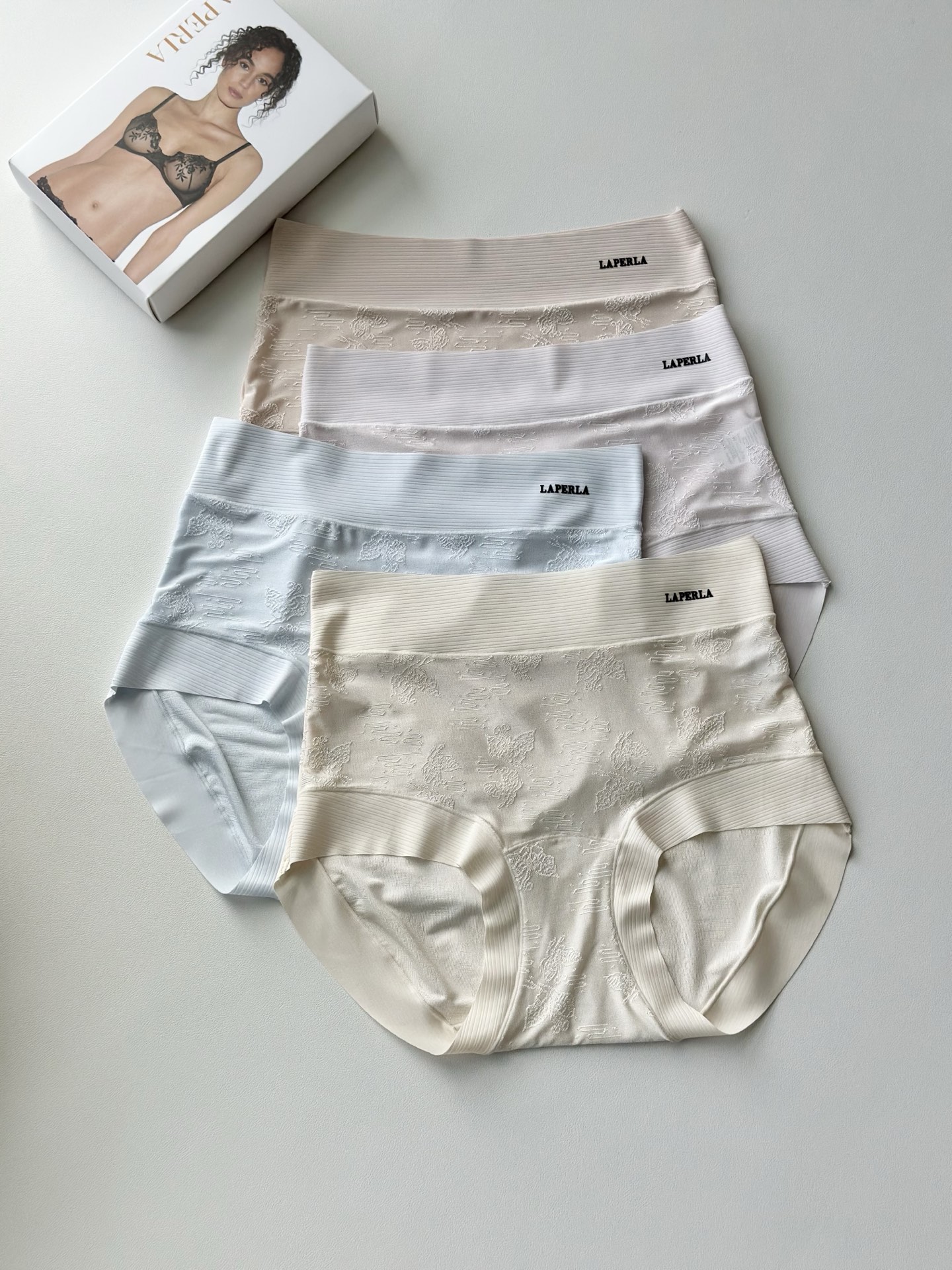 【款号】2119# 【产品名称】LAPERLA10A级抗菌净味冰丝内裤【尺码】M(80-110斤） L(