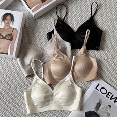 LaPerla 新款法式深V水光琉璃猫爪杯裸感吊带无痕美背文胸,超薄兔耳朵 夏季爆款颜色:白色 灰色 肤 LaPerla 新款法式深V水光琉璃猫爪杯裸感吊带无痕美背文胸,超薄兔耳朵 夏季爆款颜色:白色 灰色 肤