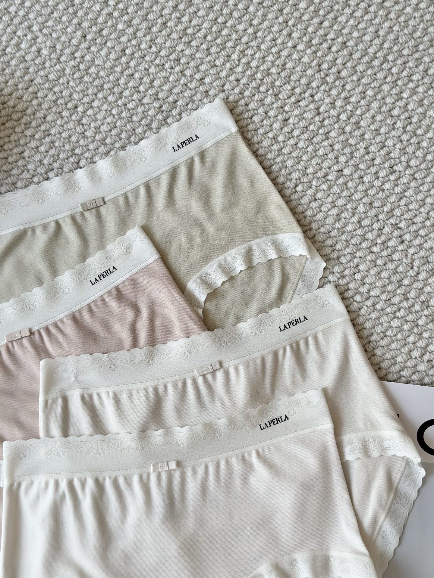 LAPERLA新款莫代蛋白裸感系列 透气不闷汗 不夹臀 不磨腿根的一款舒适内裤 中腰设计 加宽底裆 10