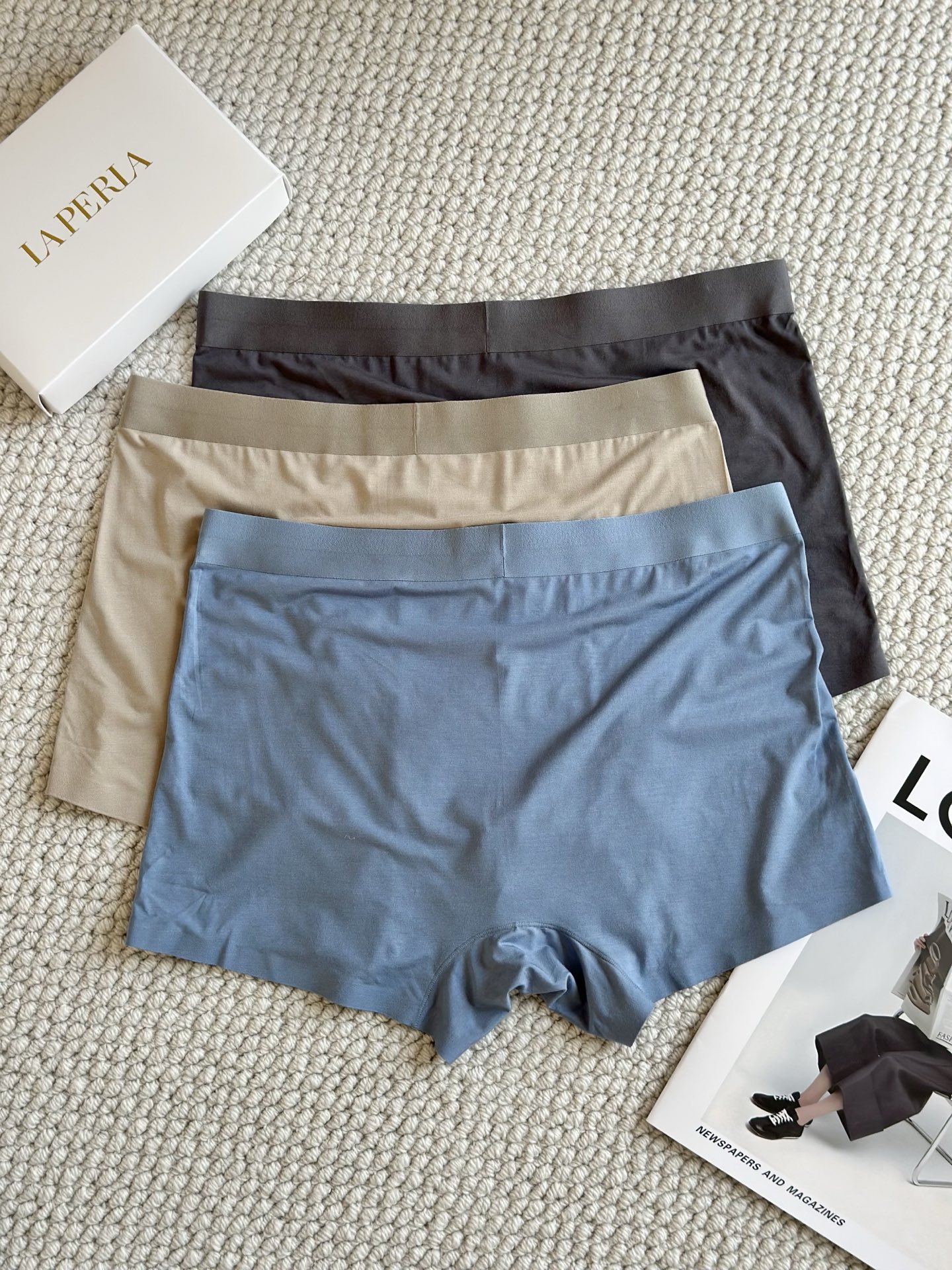 Laperla 新品100支男士莫代尔上角内裤成分：主料:77%莫代尔23%氨纶里料:89%再生纤维素纤