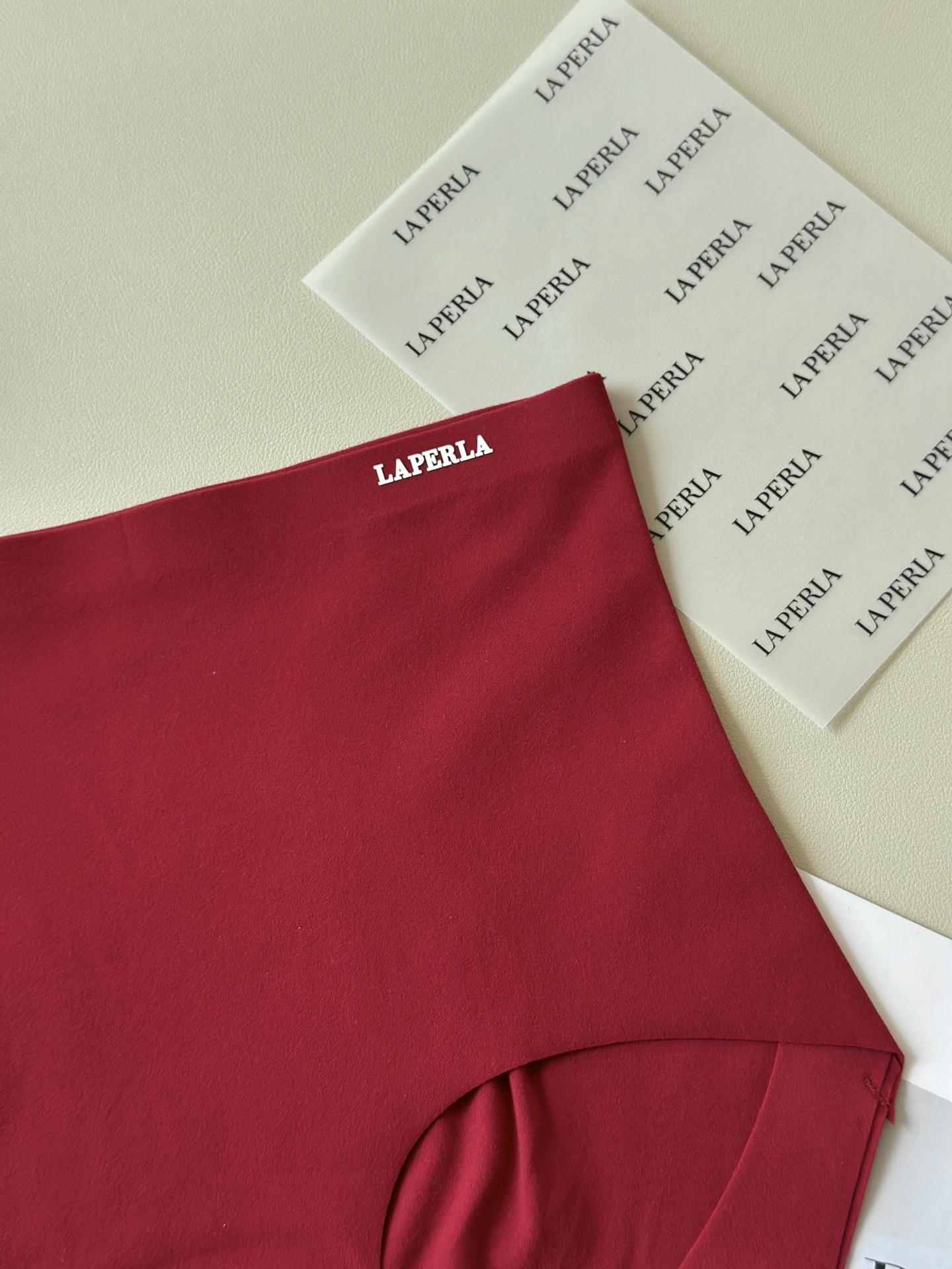 🌾LaPerla秋冬磨毛高腰收腹裤：藏在暖衣里的身材魔法颜色:四条装尺码:均码，适合80-145斤款号: