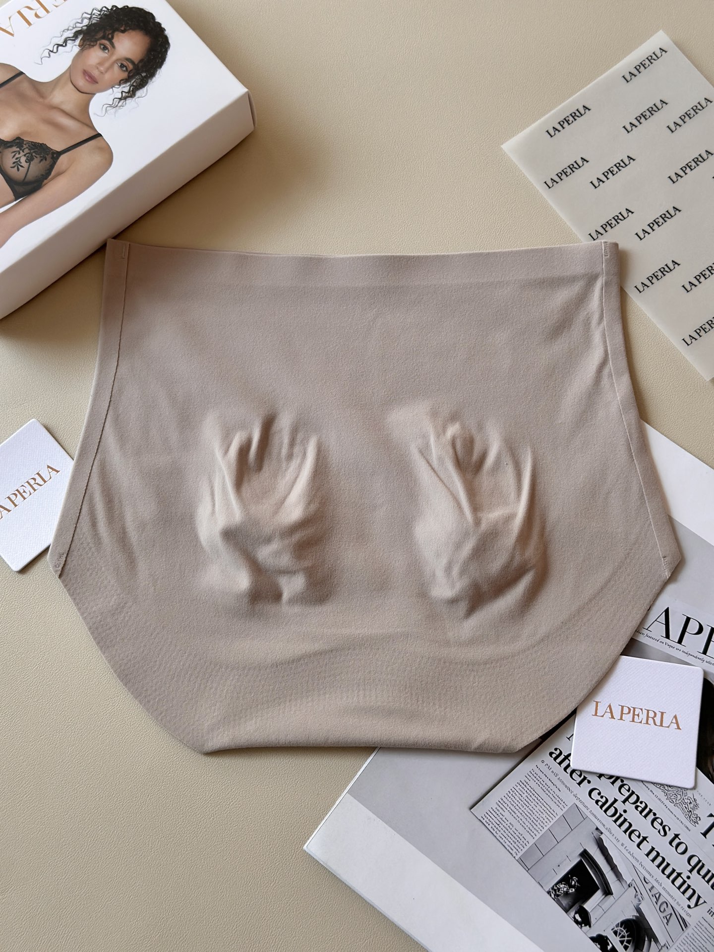 🌾LaPerla秋冬磨毛高腰收腹裤：藏在暖衣里的身材魔法颜色:四条装尺码:均码，适合80-145斤款号: