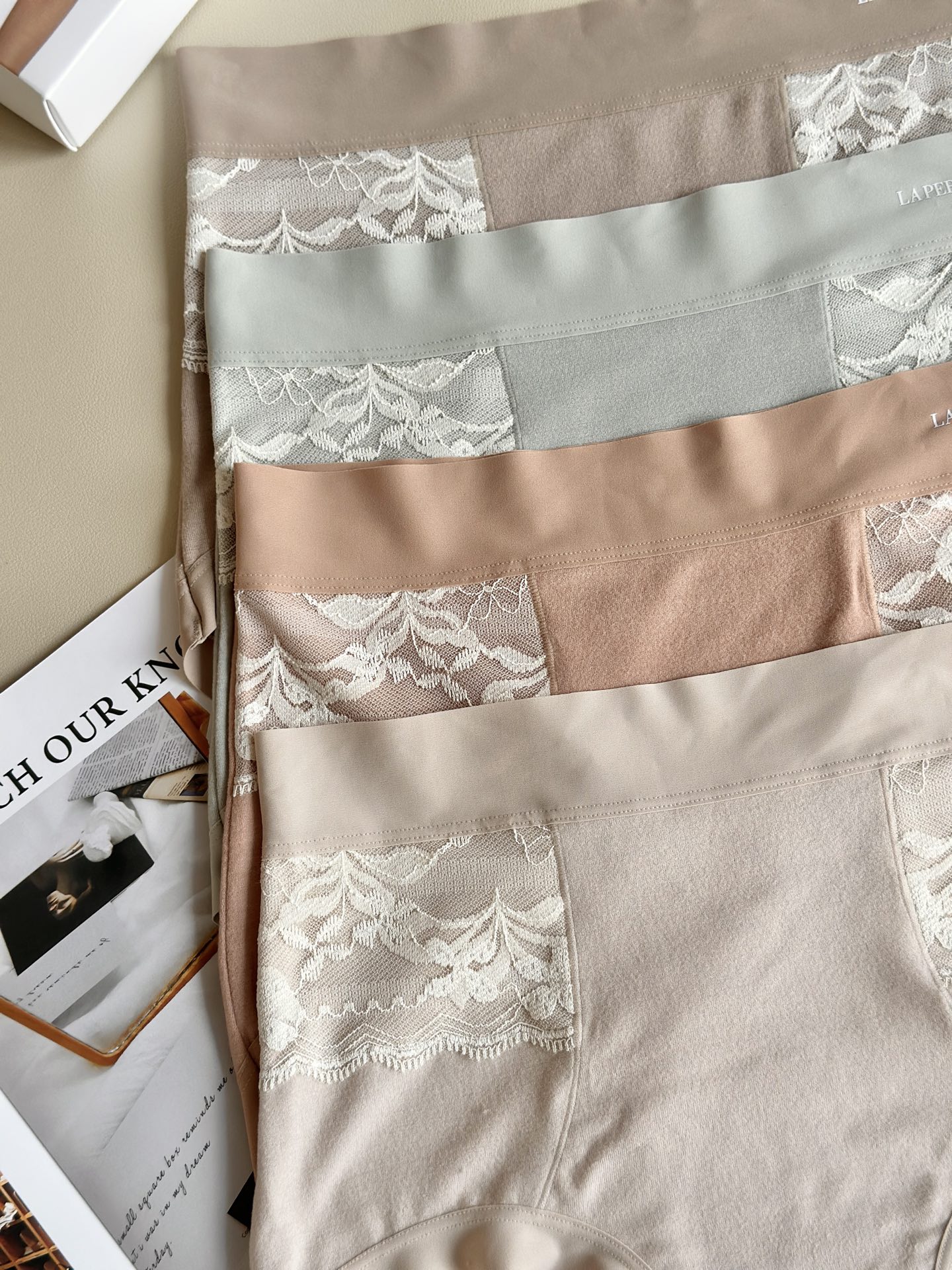 【】LaPerla秋冬新款生姜蚕丝暖宫裤高腰女士内裤 【颜色】墨本橙 裸肤 迷雾灰 悠蓝(四条礼盒装)【