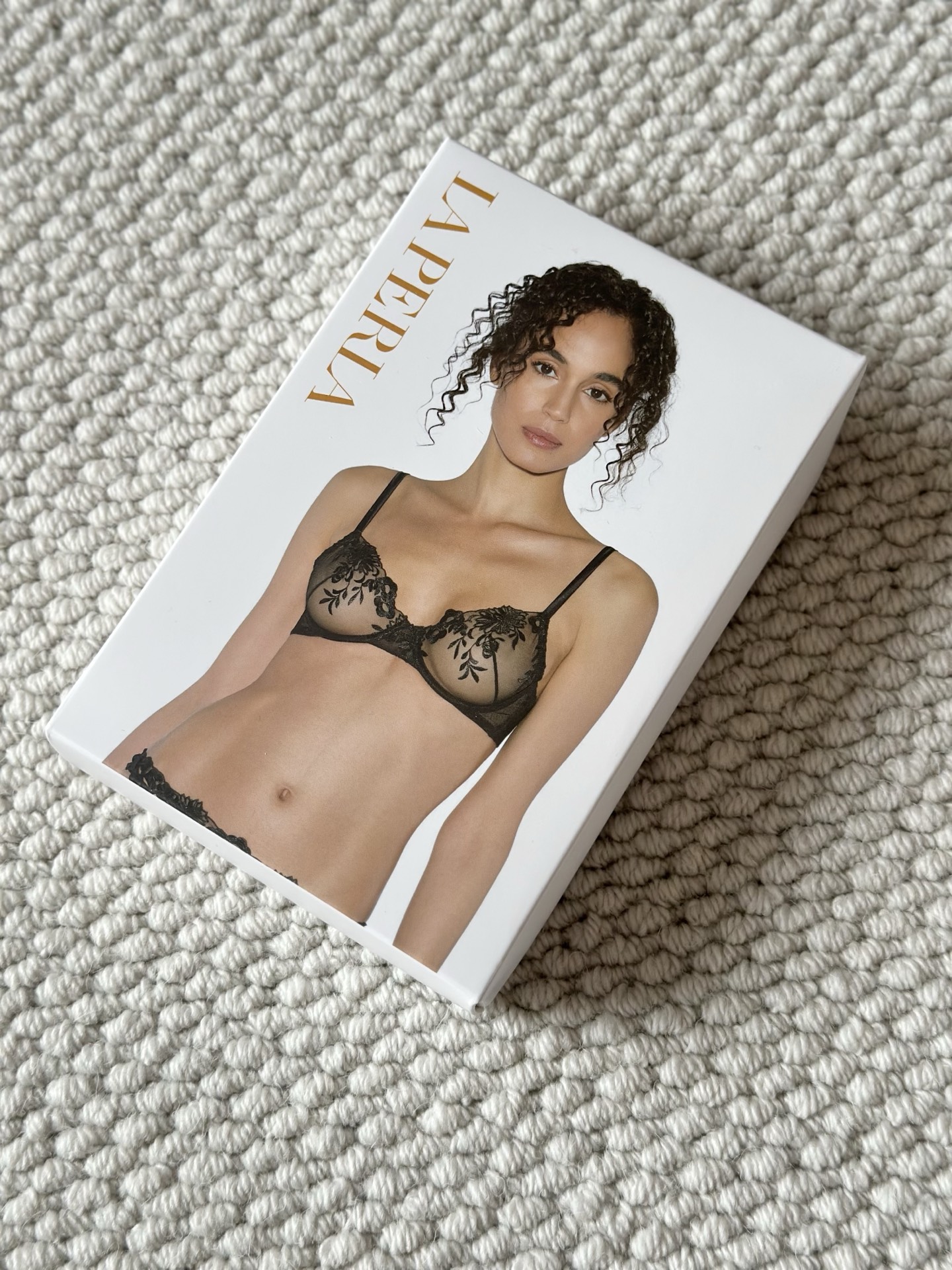 新品❤️LP红色莫代尔中腰女士内裤裸感面料，质感软柔舒适，给带您来全天候的肤亲体验，新年新气象； 本命年