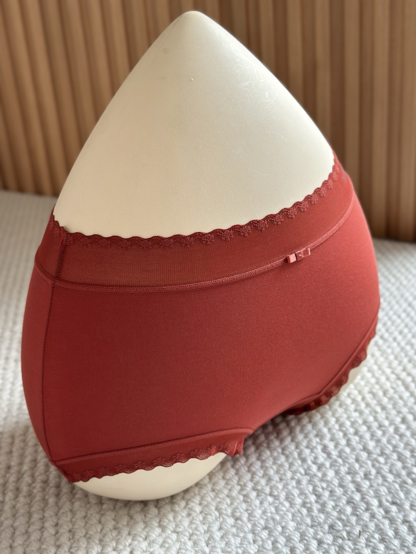 新品❤️LP红色莫代尔中腰女士内裤裸感面料，质感软柔舒适，给带您来全天候的肤亲体验，新年新气象； 本命年