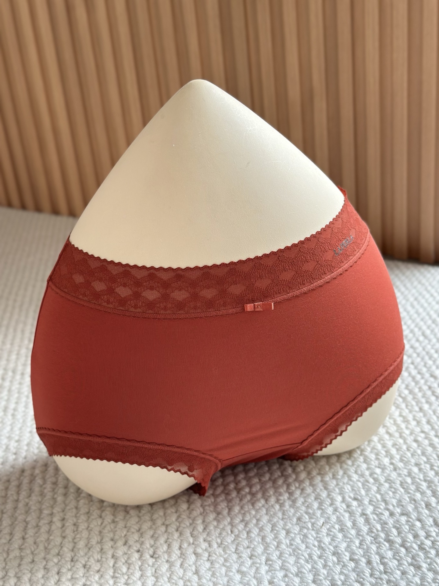 新品❤️LP红色莫代尔中腰女士内裤裸感面料，质感软柔舒适，给带您来全天候的肤亲体验，新年新气象； 本命年