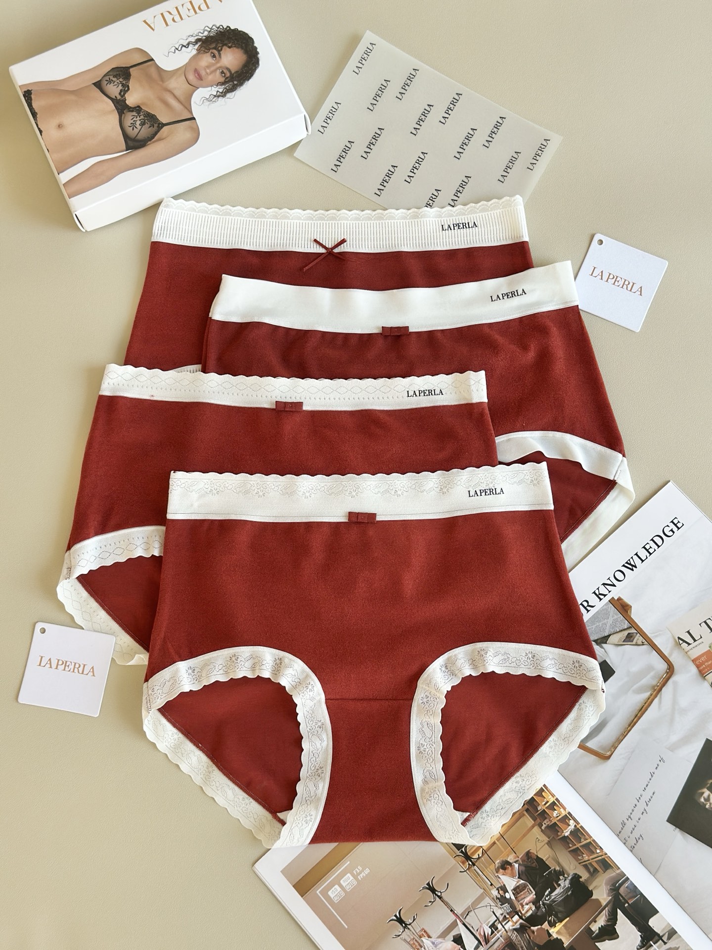 秋冬laPerla新款冬季无痕磨毛厚款德绒女士中腰三角内裤 大红中国红春节吉祥必备品冬季爆款舒适磨毛面料