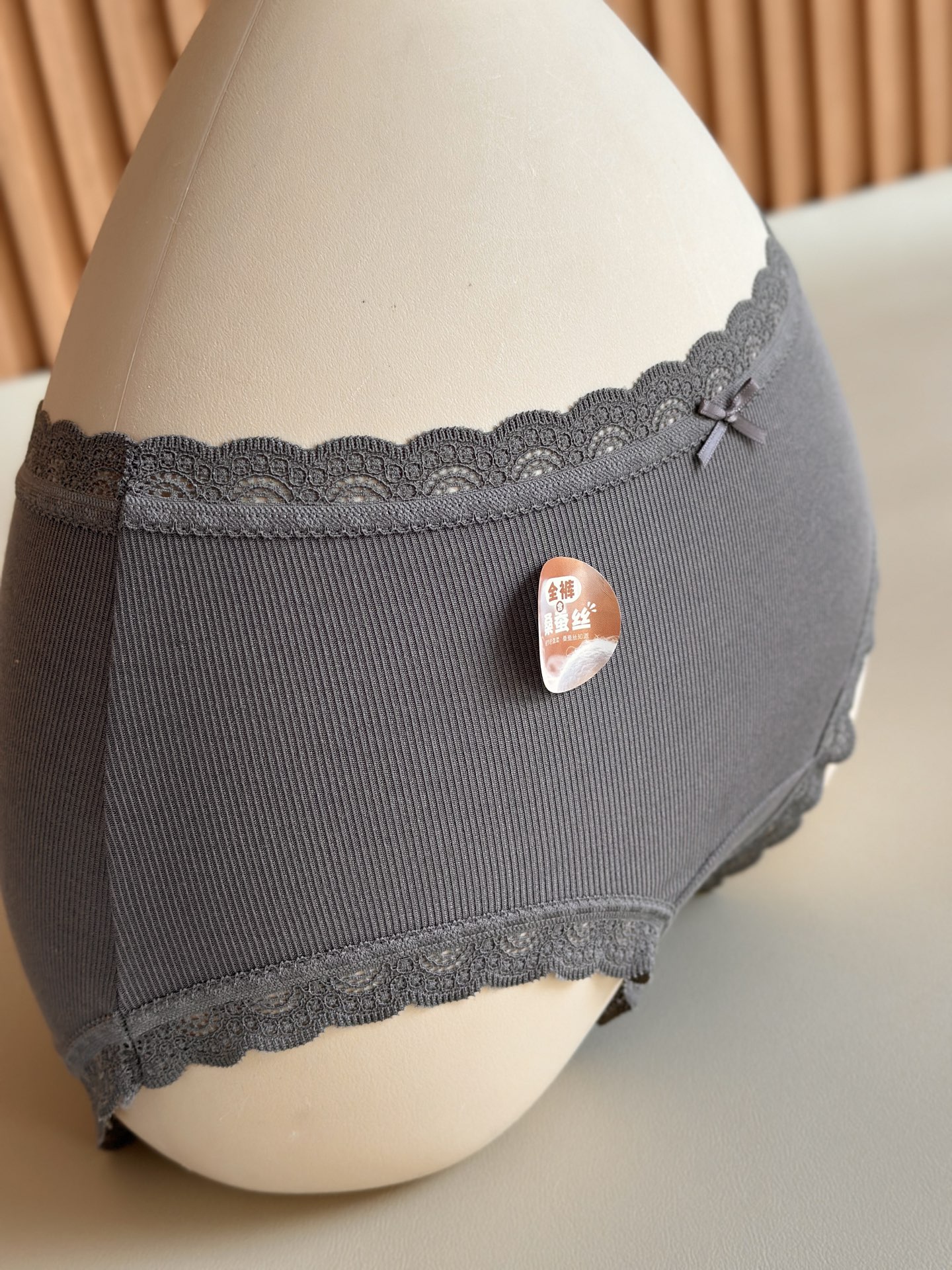 ⚠️‼️‼️ LaPerla 新款舒适天花板裸感莫代尔桑蚕丝内裤软乎乎的细腻手感桑蚕丝加长裆10A抑菌【