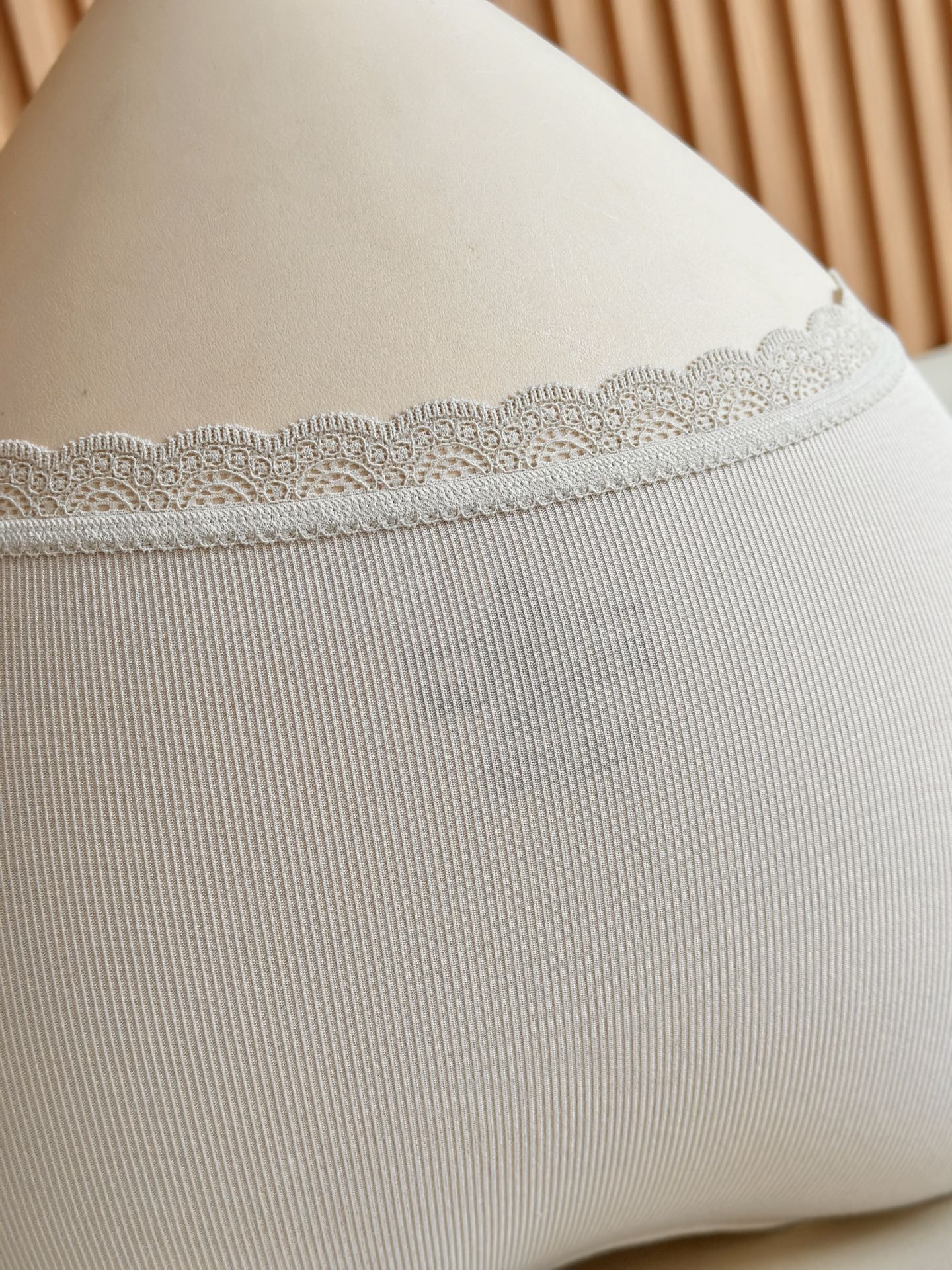 ⚠️‼️‼️ LaPerla 新款舒适天花板裸感莫代尔桑蚕丝内裤软乎乎的细腻手感桑蚕丝加长裆10A抑菌【