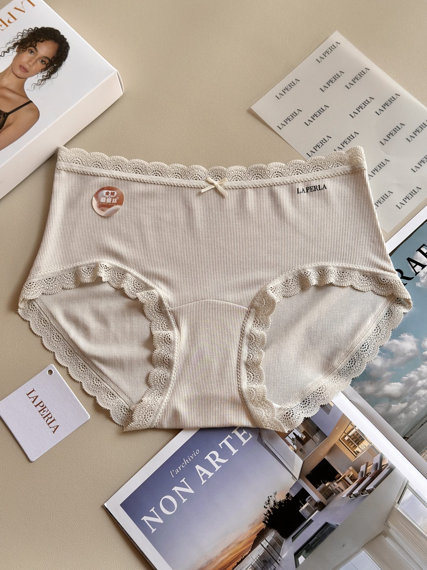 ⚠️‼️‼️ LaPerla 新款舒适天花板裸感莫代尔桑蚕丝内裤软乎乎的细腻手感桑蚕丝加长裆10A抑菌【