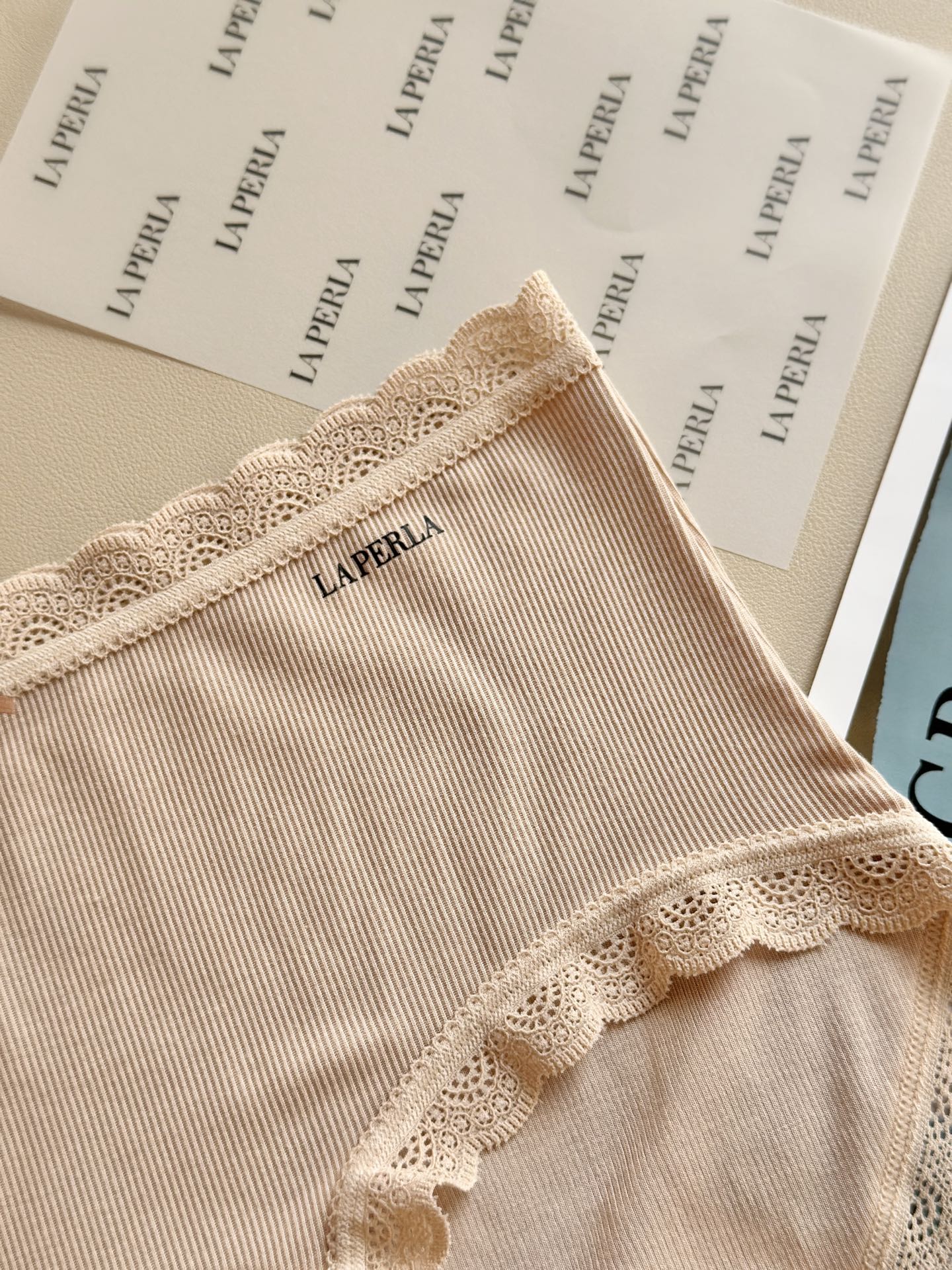 ⚠️‼️‼️ LaPerla 新款舒适天花板裸感莫代尔桑蚕丝内裤软乎乎的细腻手感桑蚕丝加长裆10A抑菌【