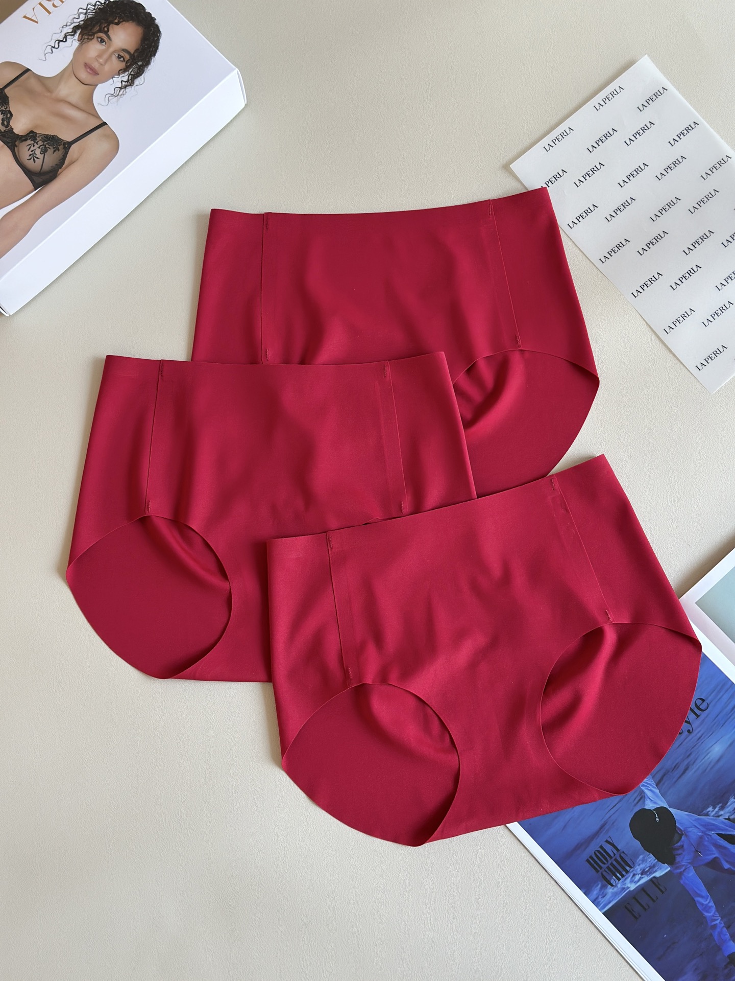 ‼️‼️LaPerla春节限订款:3D果冻普拉提云朵肌内衣【款号】： 002【名称】：3D果冻普拉提云朵