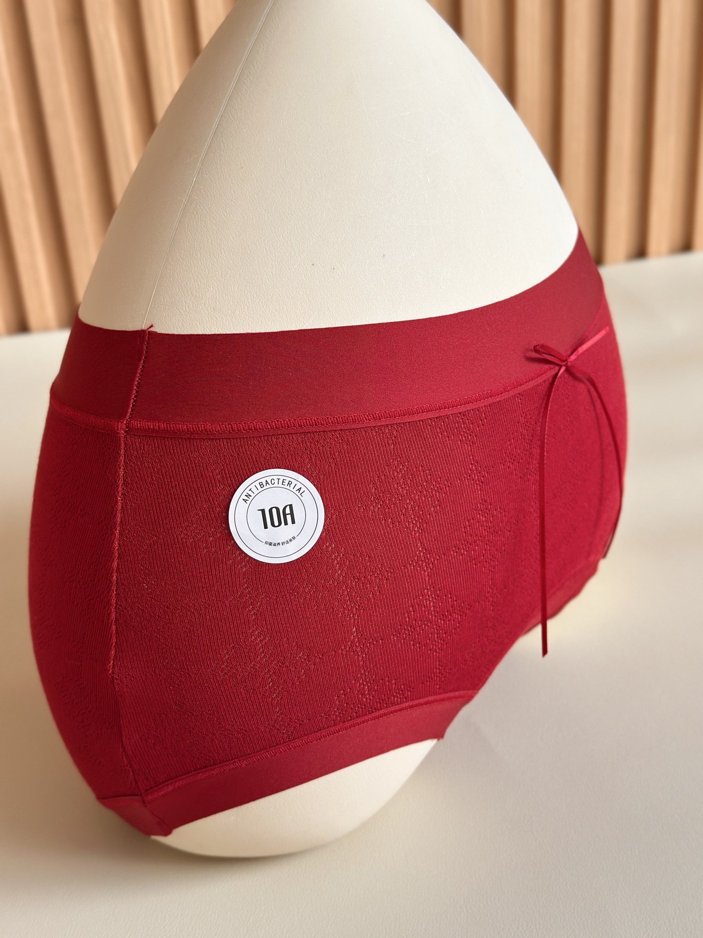 ‼️‼️福利面料：LaPerla大蝴蝶结镂空舒适再生纤维素纤维高配比面料001底档：100棉执行标准：G