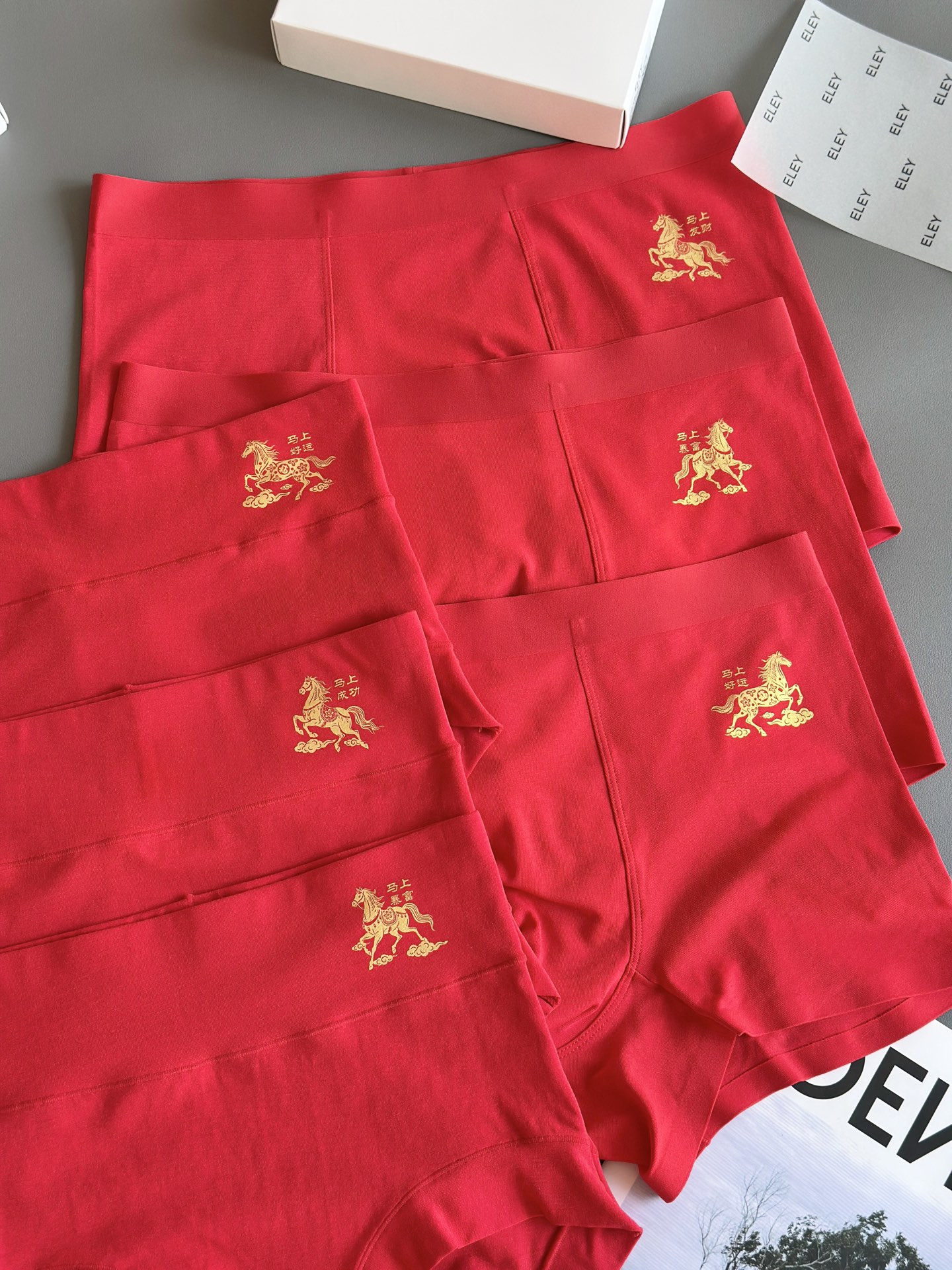 红运加身，奢护贴身ELEY新款中国红60支新疆长绒棉舒适高端男士平角内裤 女士高腰三角 情侣款大红色新年