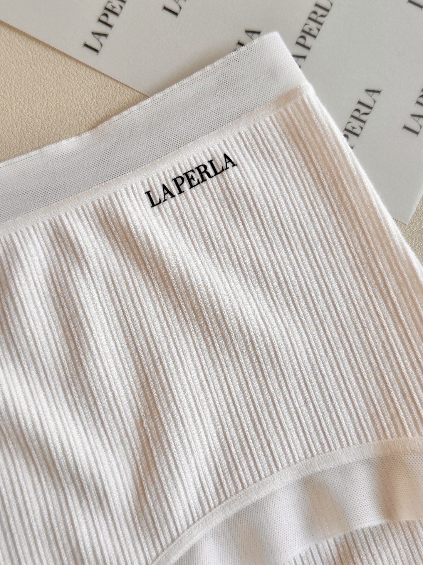 ‼️‼️LaPerla新款2026提花棉肌理感中腰女士内裤这才是高端内衣的“裸感”自由拒绝沉闷的单一纯色