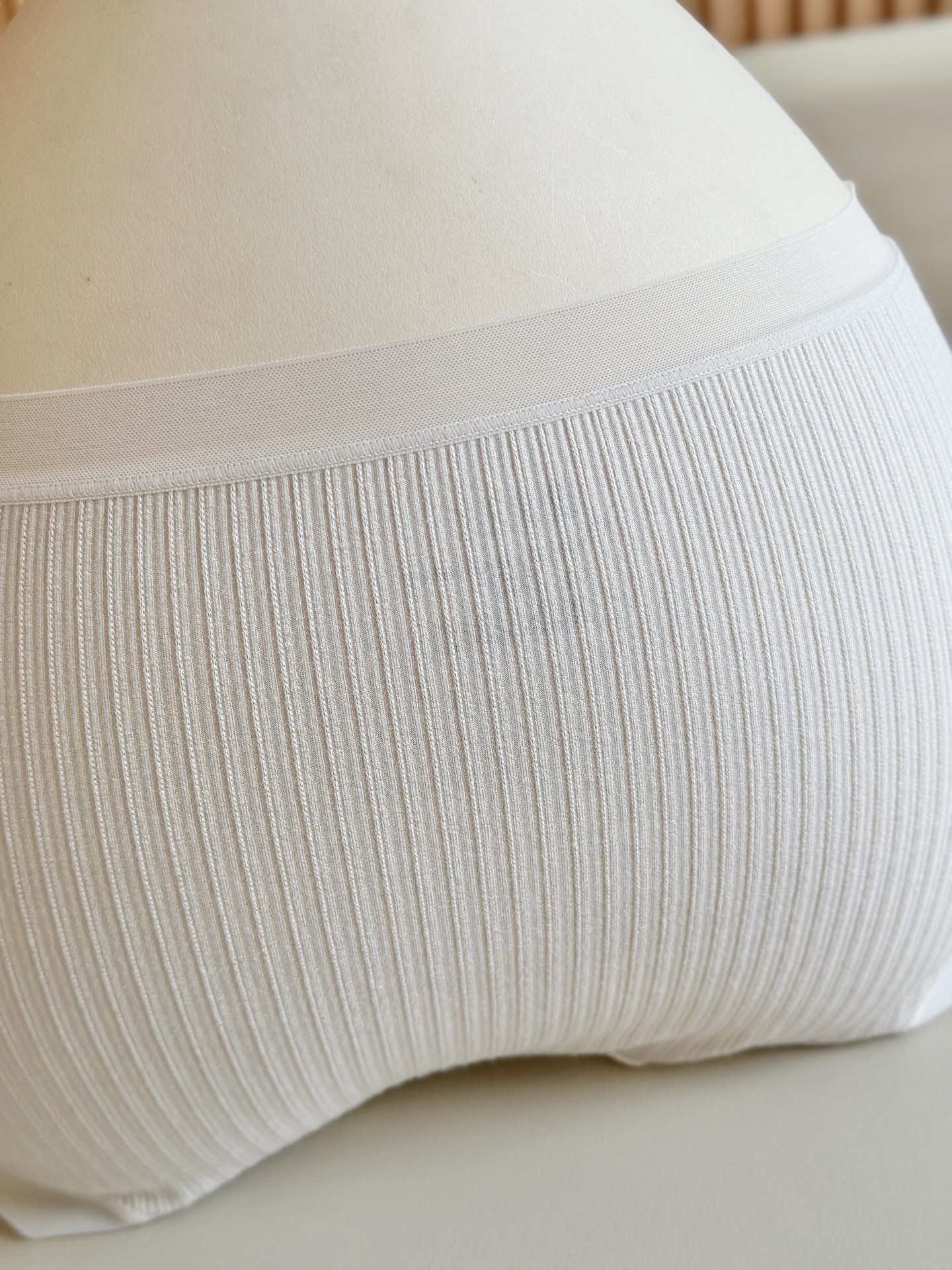 ‼️‼️LaPerla新款2026提花棉肌理感中腰女士内裤这才是高端内衣的“裸感”自由拒绝沉闷的单一纯色