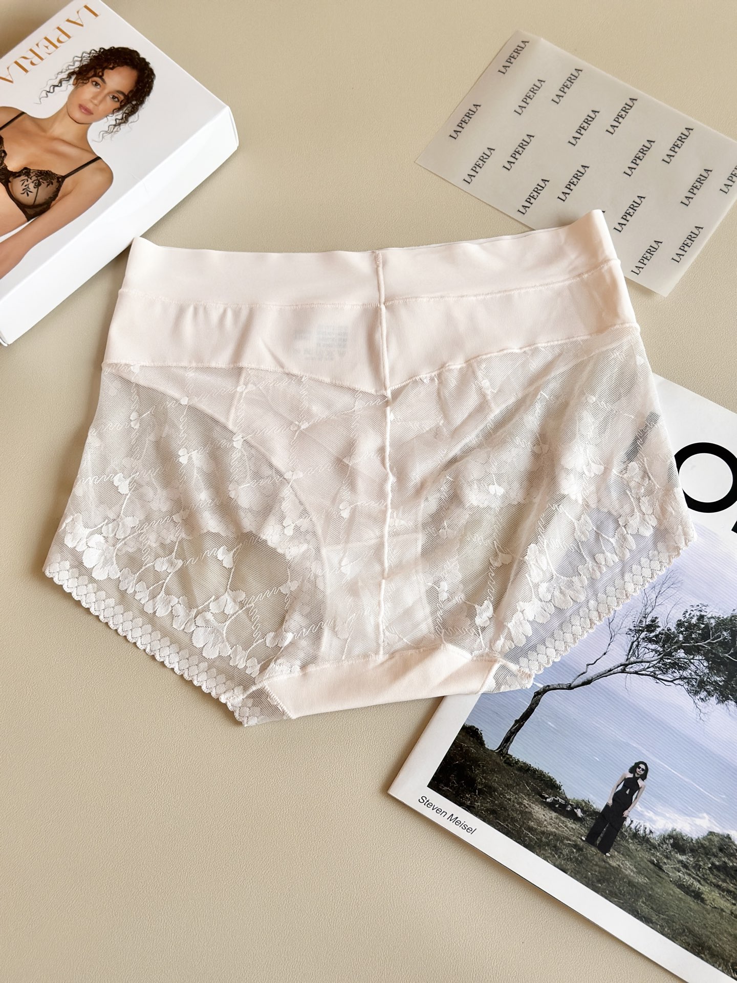 ‼️‼️ LaPerla 2026新款｜精致提花蕾丝内裤高级哑光肌理，软糯亲肤无感无痕工艺，高腰包裹更显