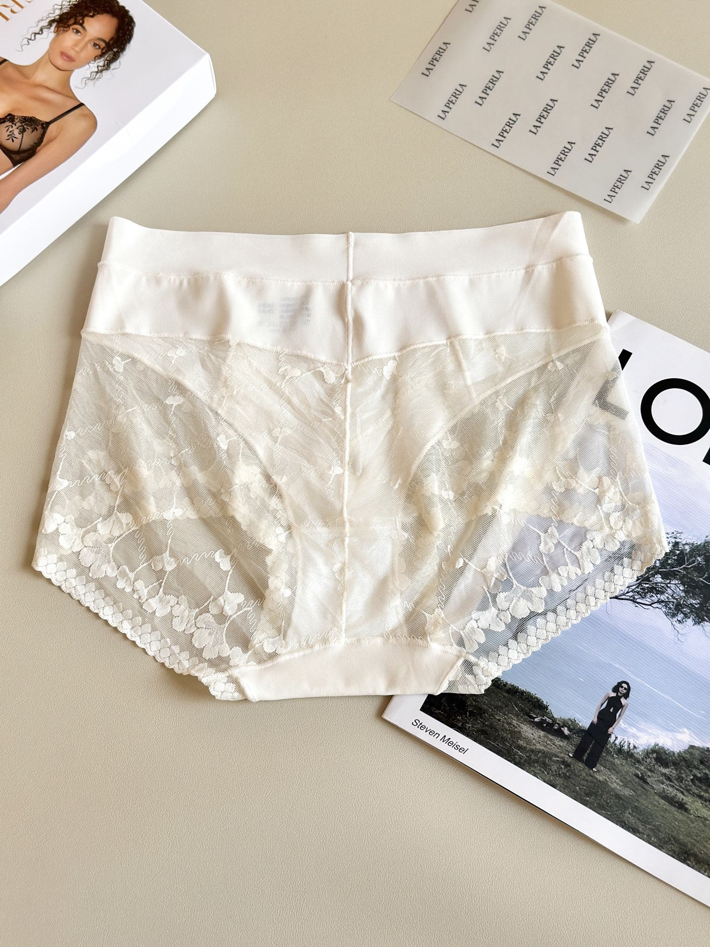 ‼️‼️ LaPerla 2026新款｜精致提花蕾丝内裤高级哑光肌理，软糯亲肤无感无痕工艺，高腰包裹更显