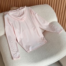 La Perla 新款原纱冰感防晒衣✨夏日软铠甲,防晒也体面UPF150+阻隔紫外线,冰感原纱上身即凉连 La Perla 新款原纱冰感防晒衣✨夏日软铠甲,防晒也体面UPF150+阻隔紫外线,冰感原纱上身即凉连