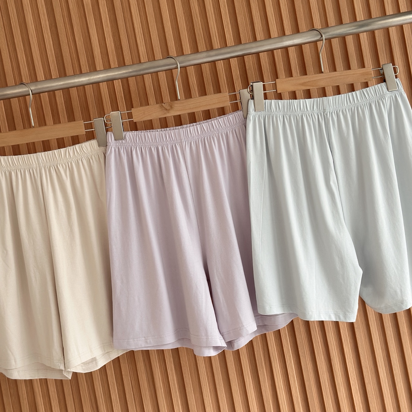 ⚠️⚠️‼️‼️🆕LP春夏蚕养·开襟家居服（短袖短裤）睡衣套装棉+人棉混纺，再加入桑蚕丝成分，带来爽滑亲