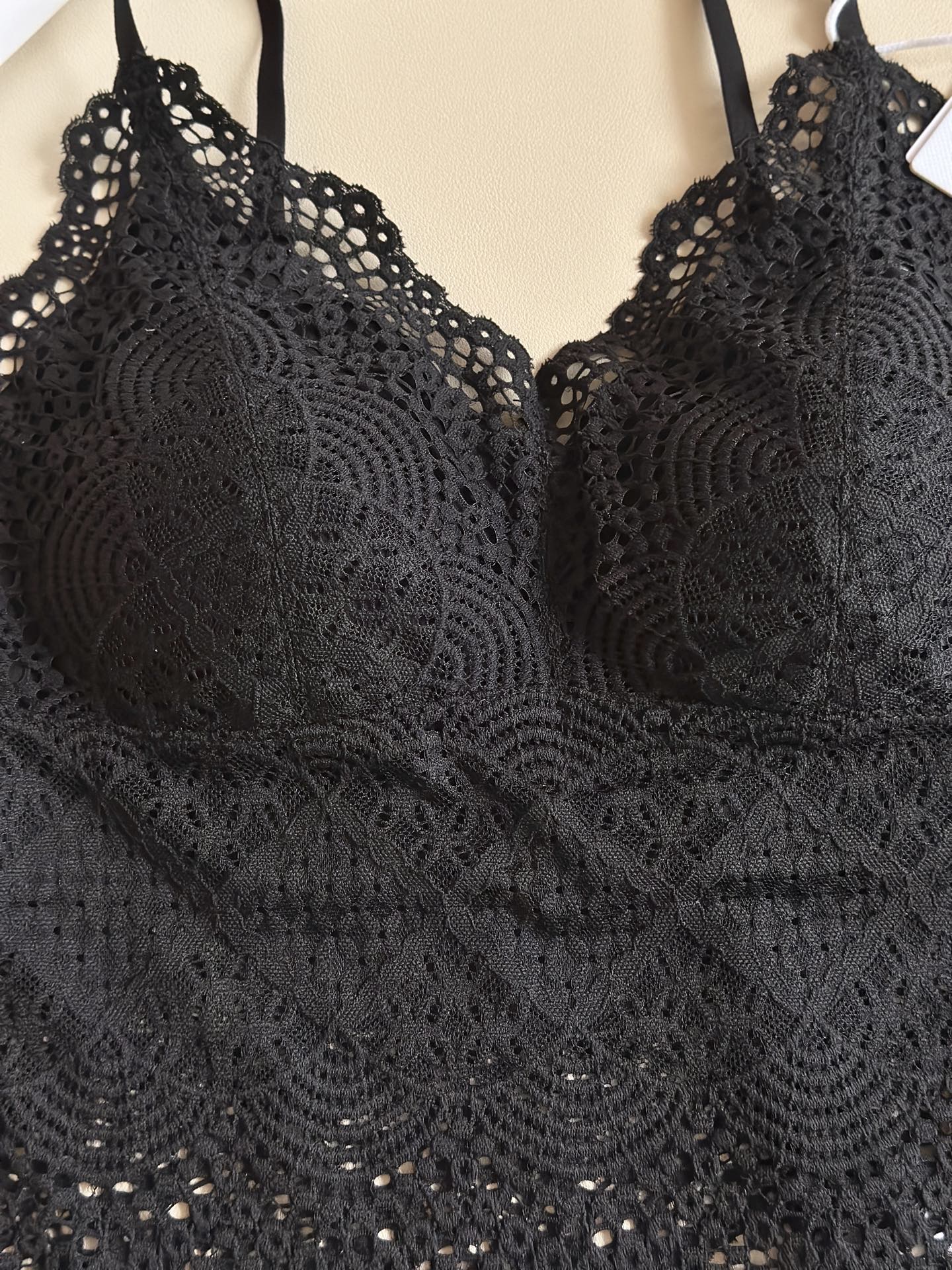 ‼️‼️⚠️⚠️品名：LAPERLA新款浮光缕影·立体浮雕软蕾丝美背内衣款号：396 颜色：香槟（撞色）